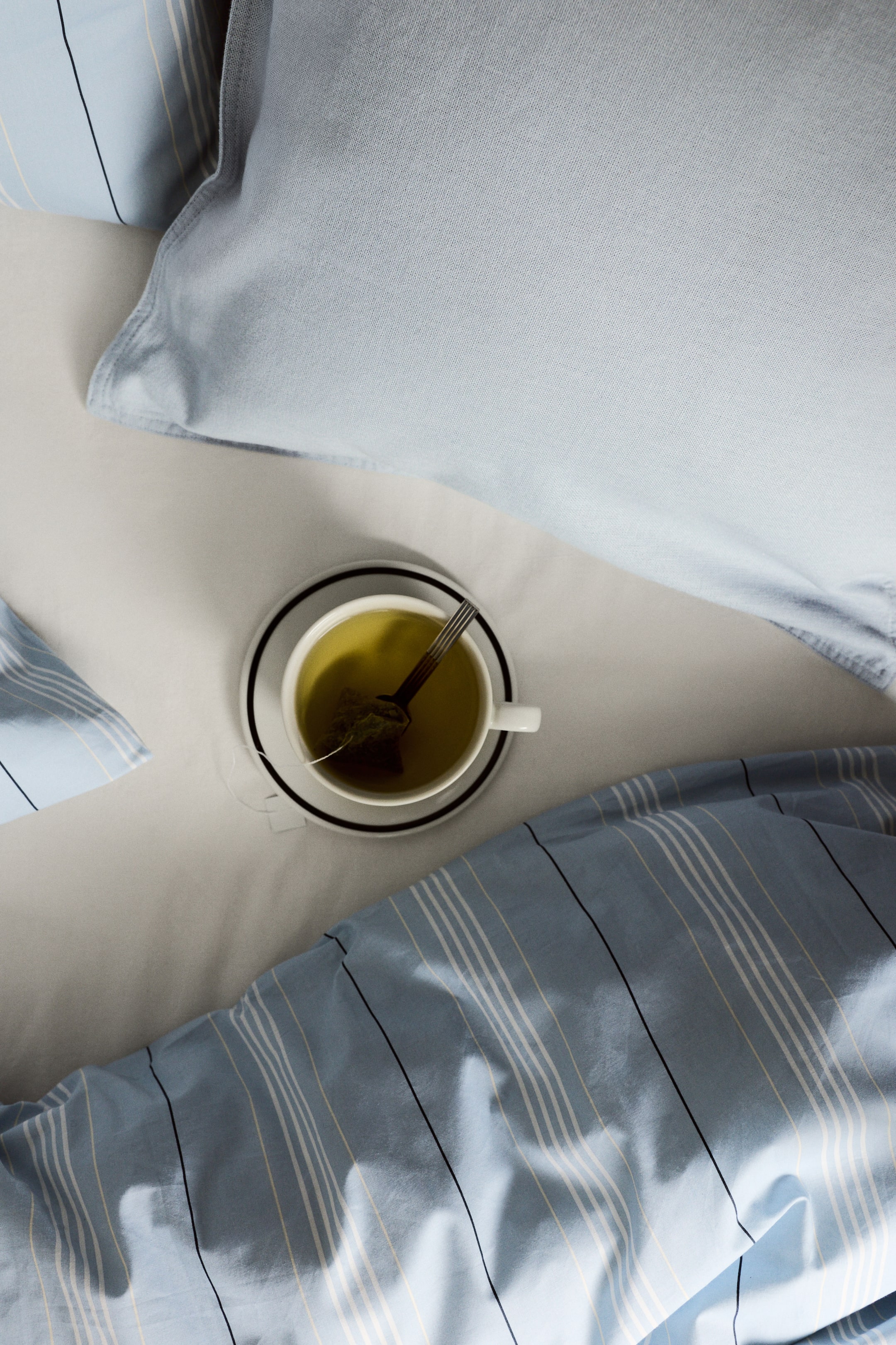 Agrandir l'image: Housse de coussin en lin mélangé - Bleu ancien clair - HOME | H&M CH 1