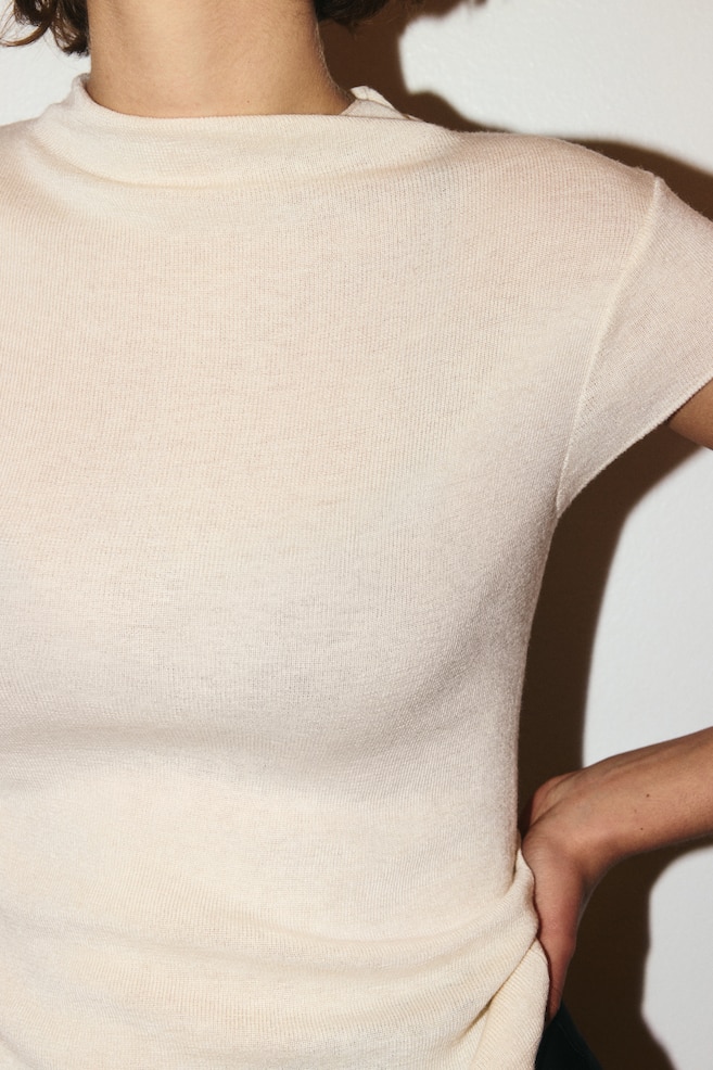 Fine-knit turtleneck top - Light beige/Dark brown - 4