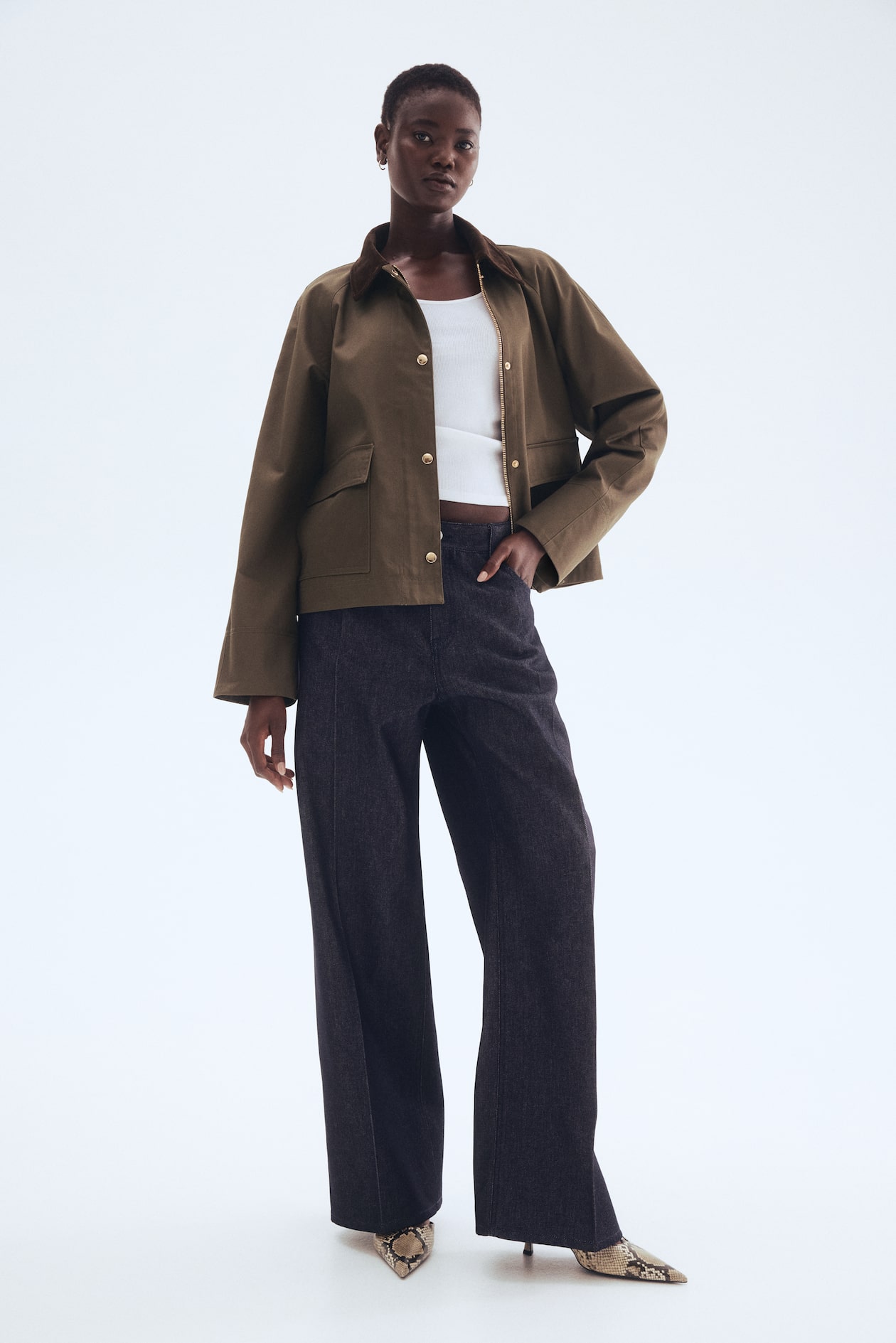 Jacket with Corduroy Collar - image 4