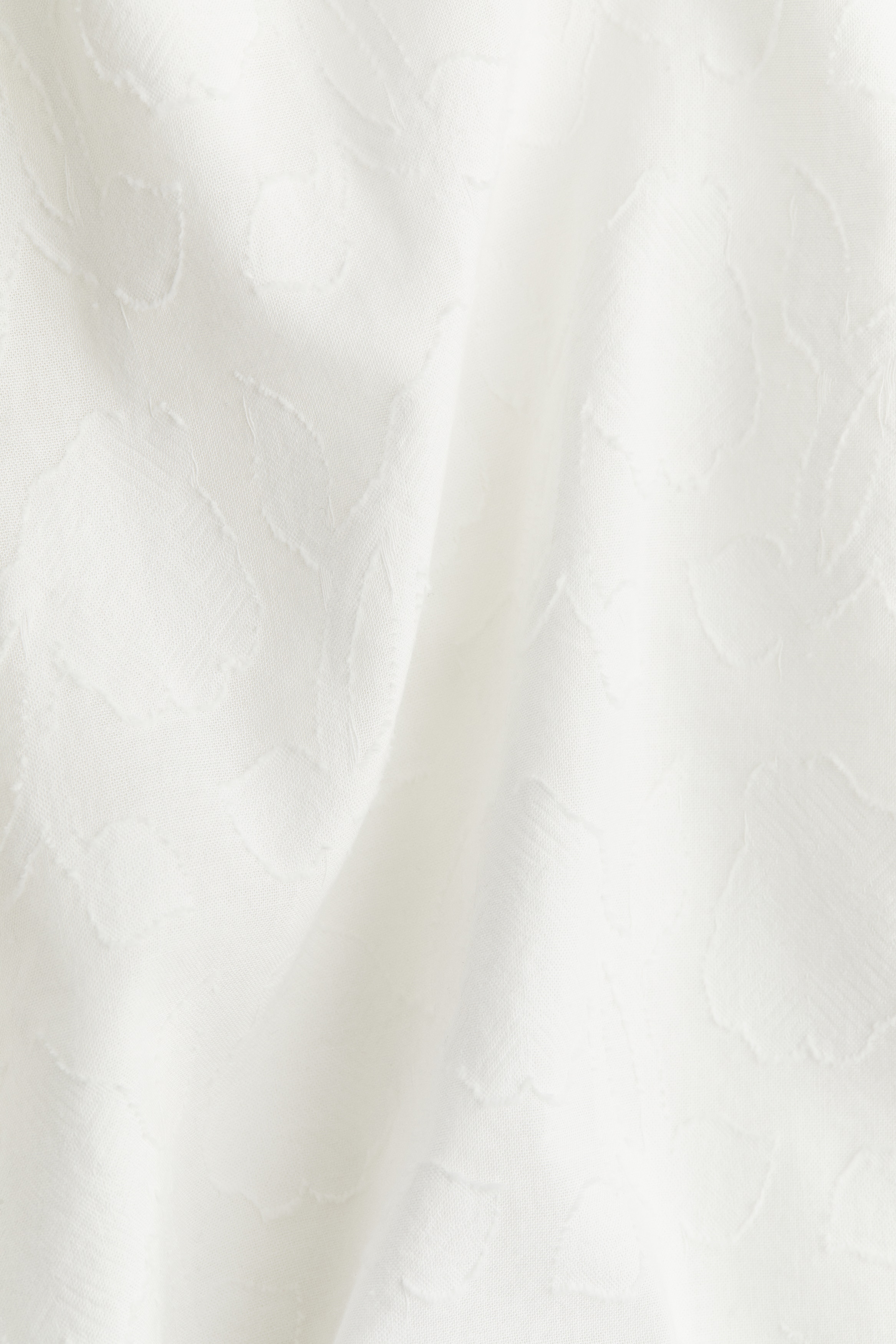 【新品】 hitomi ジャガードブラウス ホワイトS hiichan 新品】 hitomi ジャガードブラウス ホワイトS hiichan