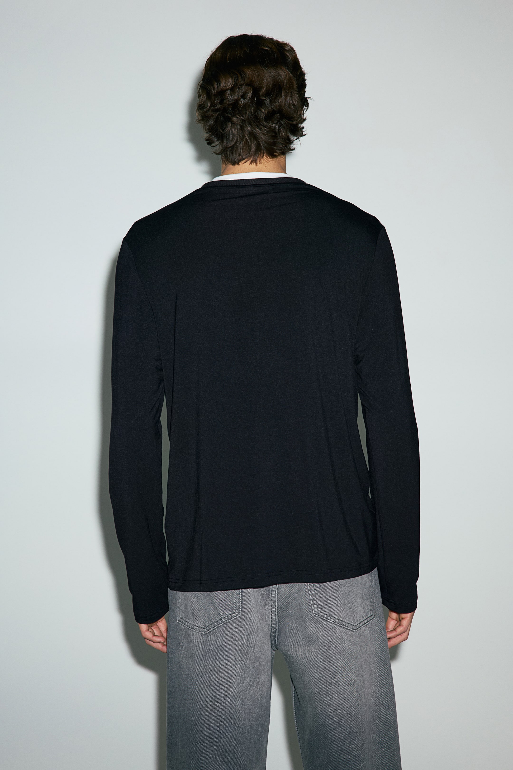 Мужские футболки H&M Warming Regular-Fit Long-Sleeved T-Shirt — фото 7
