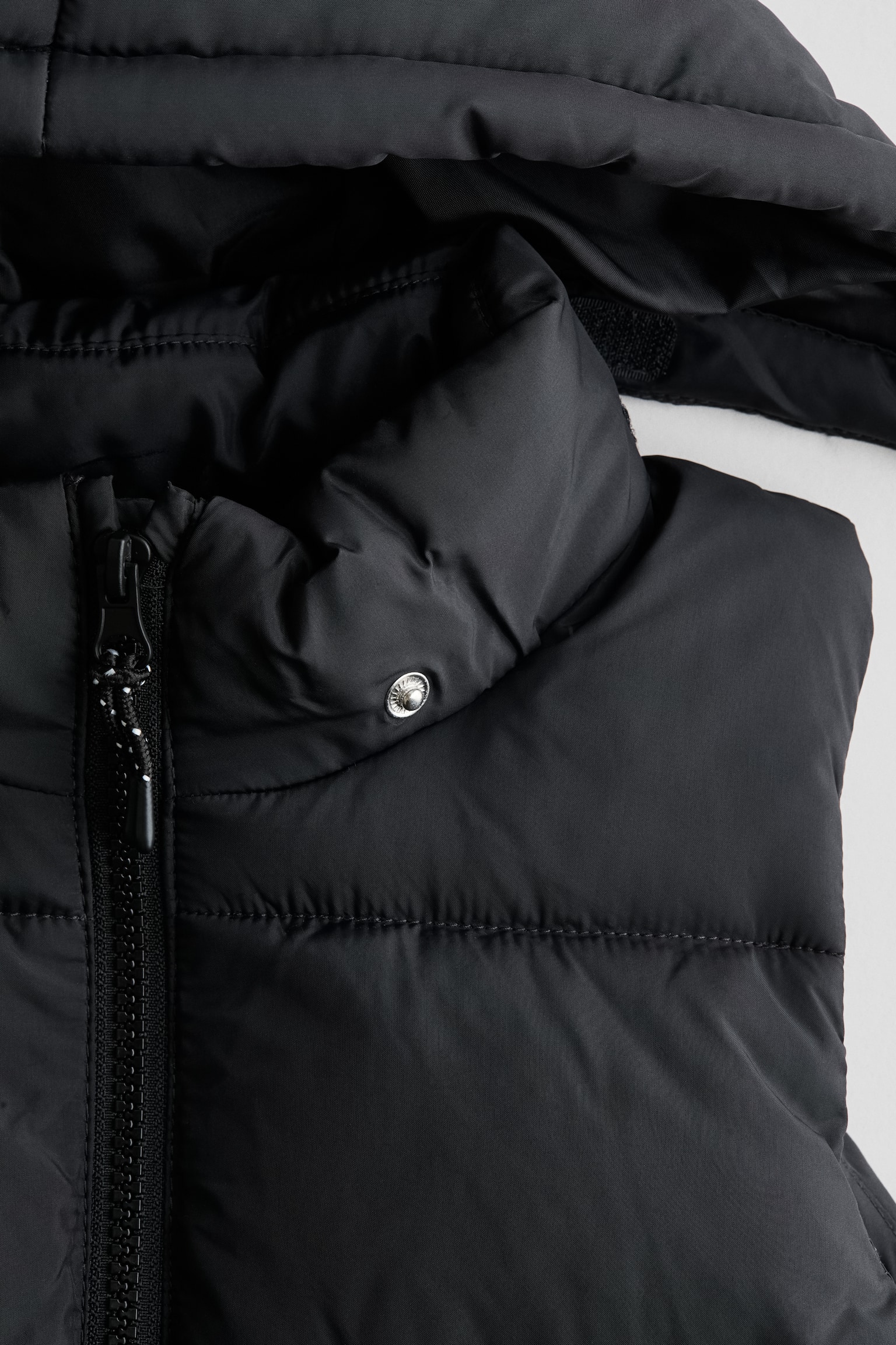 Детский жилет H&M Hooded Puffer, цвет: Чёрный — фото 7