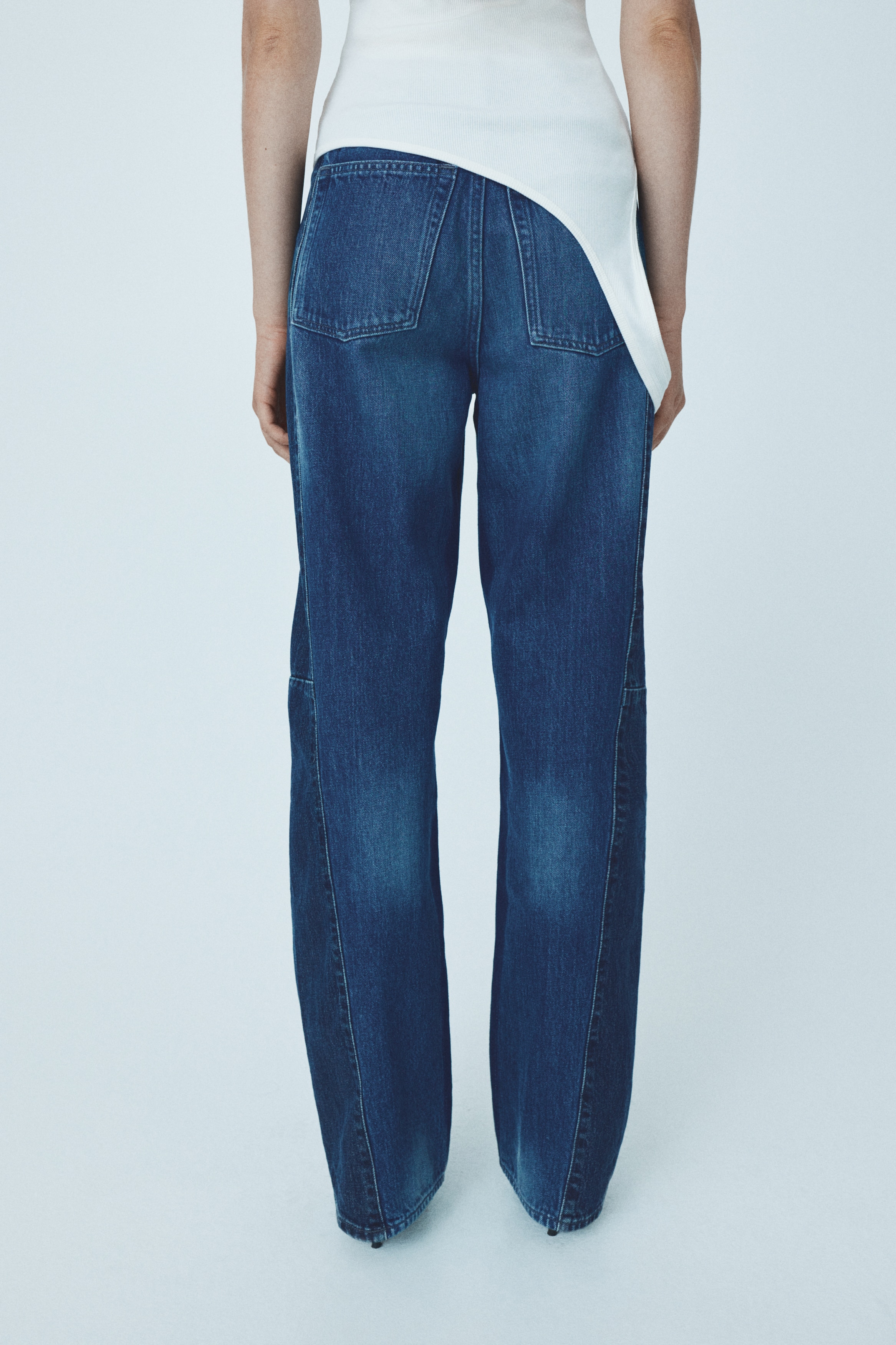 Two-toned wide-leg jeans