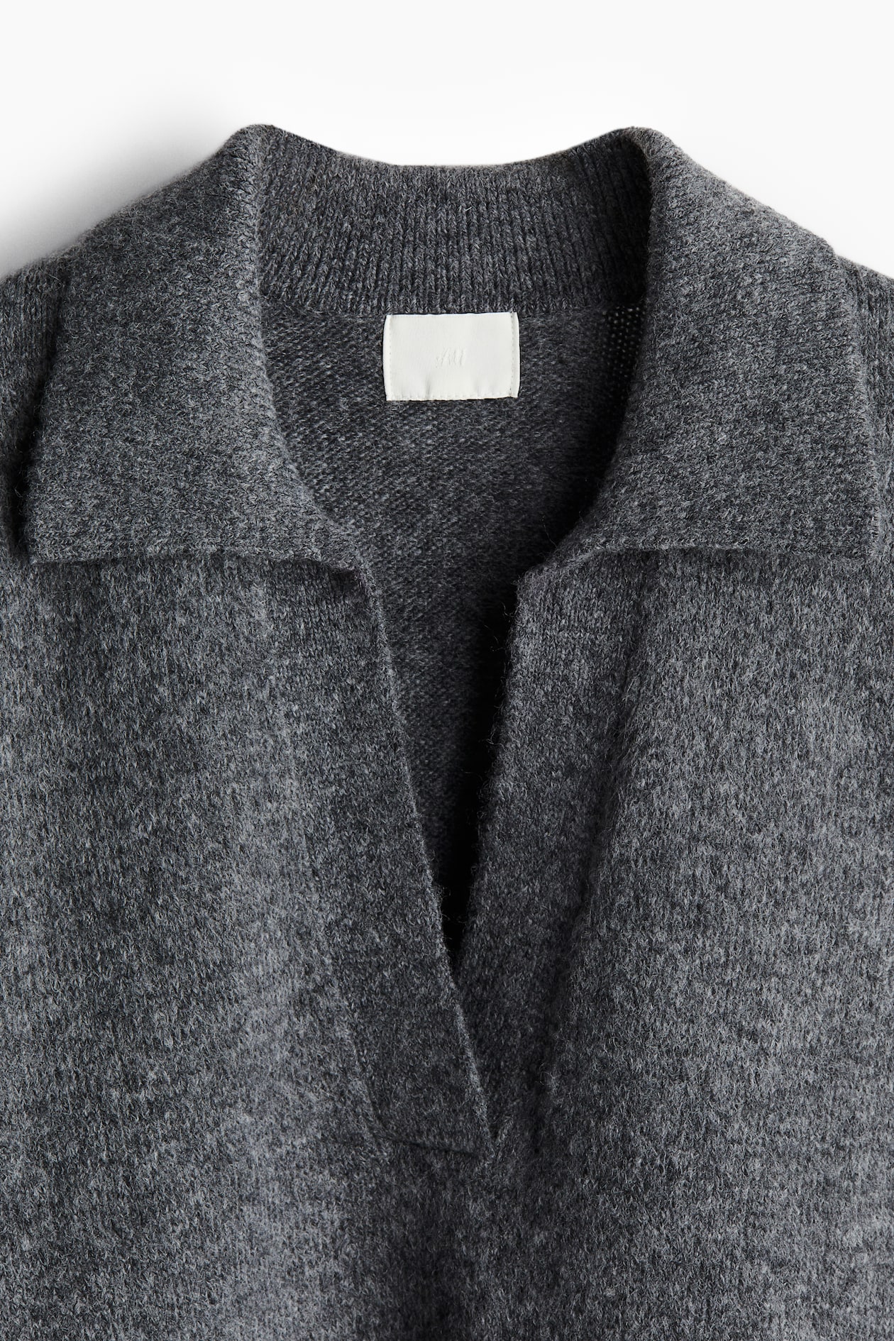 Fine-knit Collared Sweater - image 2