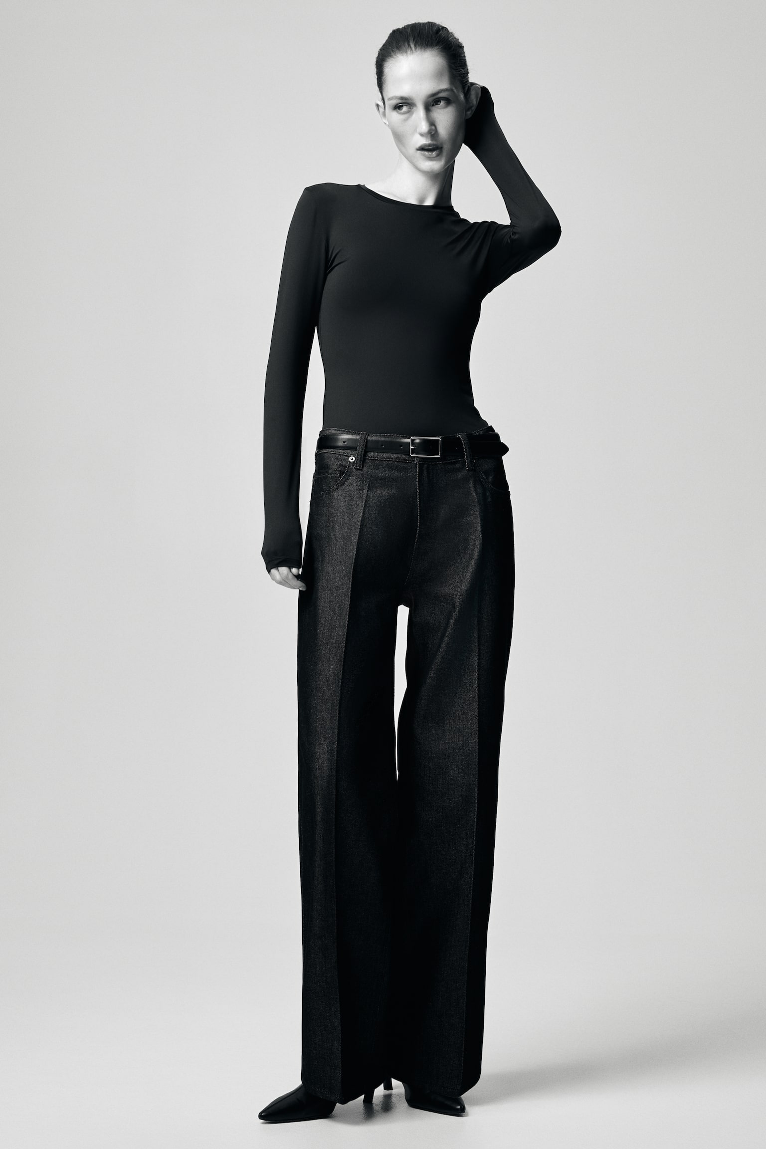Long-sleeved microfibre top - Dark blue/Black/Dark greige/Dark mole/White/Light turquoise/Light greige/Dark blue - 1