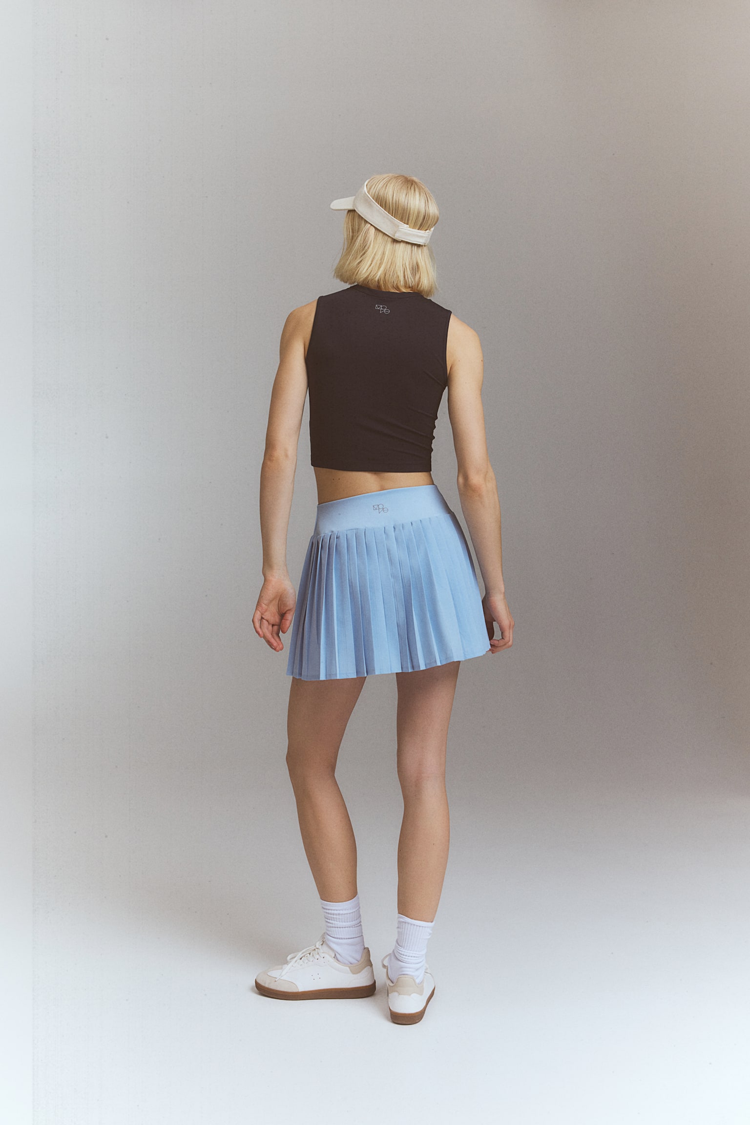 Pleated Tennis Skirt In DryMove™ - Light blue/White/Dark grey/Black - 3