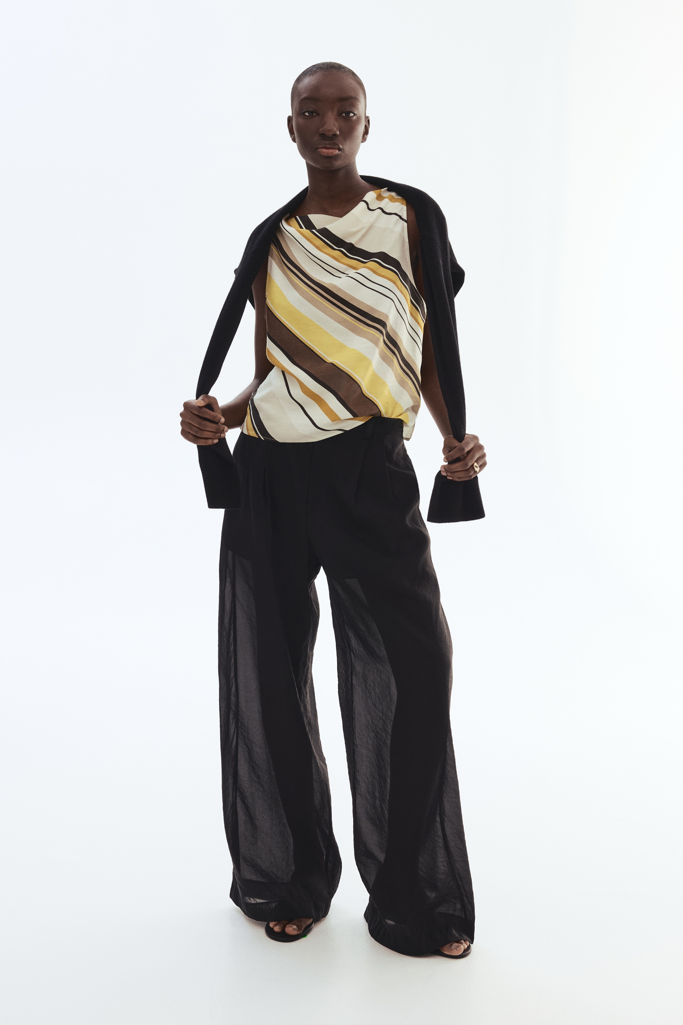 Linen-blend top from H&M - $19.99