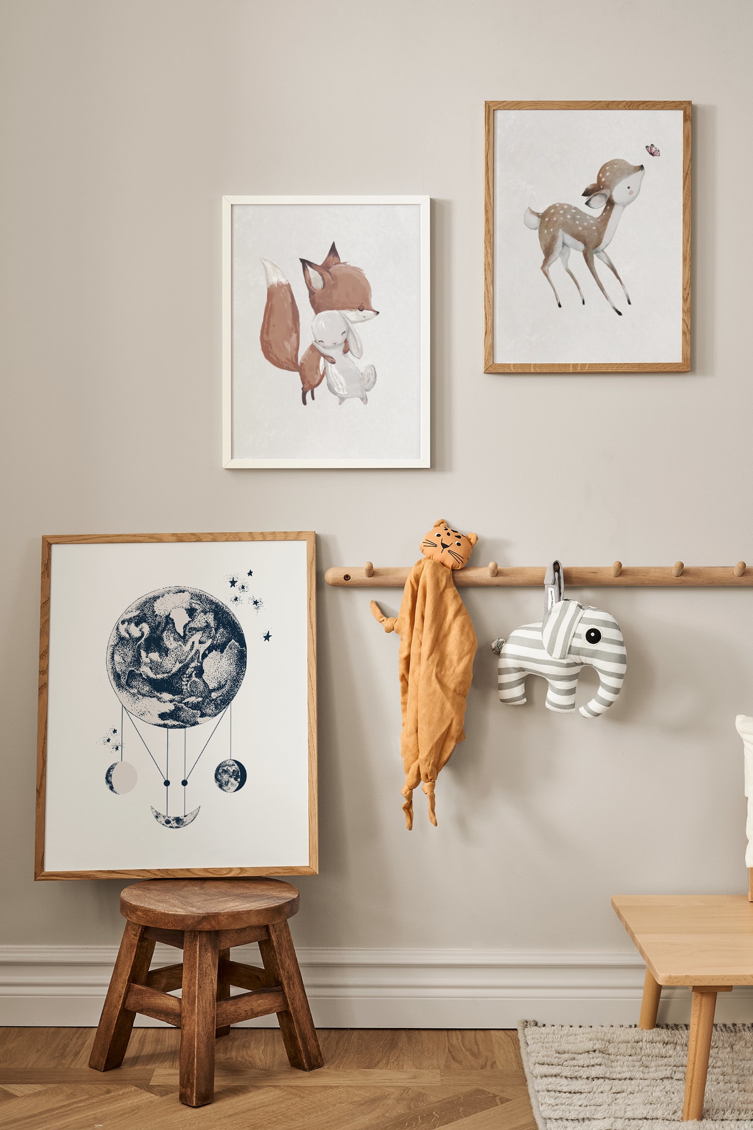 Fox And Bunny Poster - Braun/rot/grau