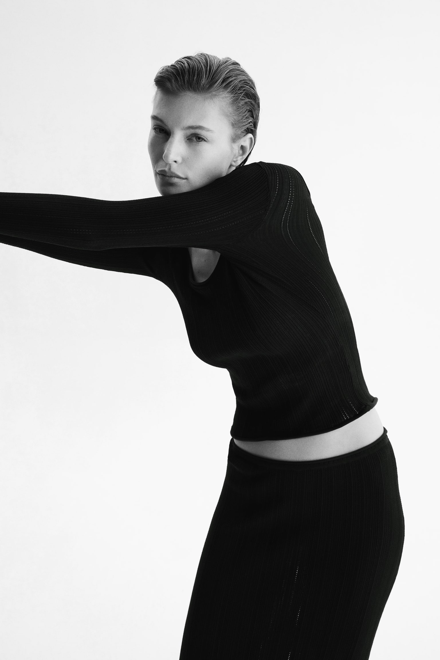 В’язаний топ у рубчик - Чорний - 3