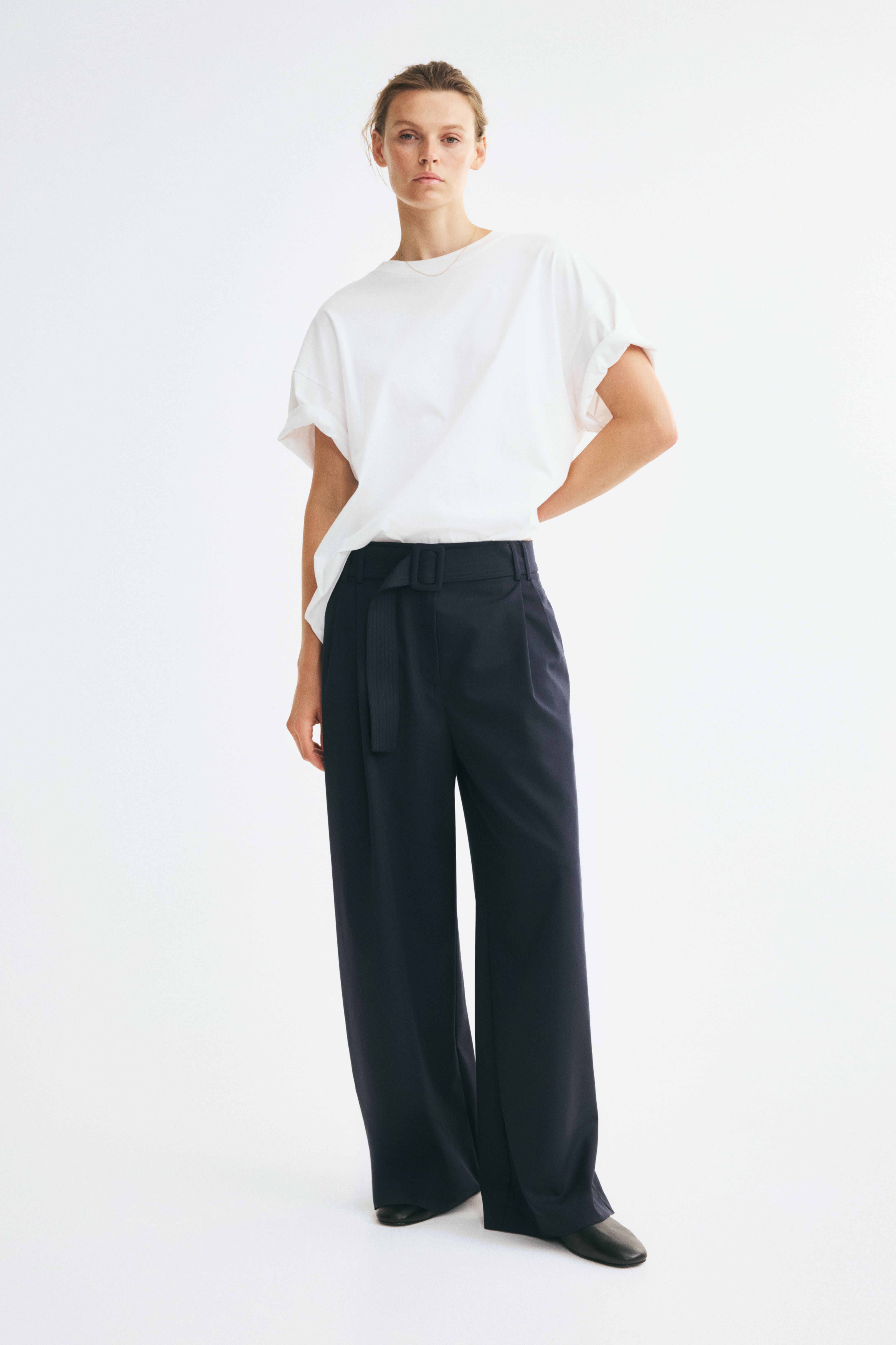 Pantalon sur mesure avec ceinture
