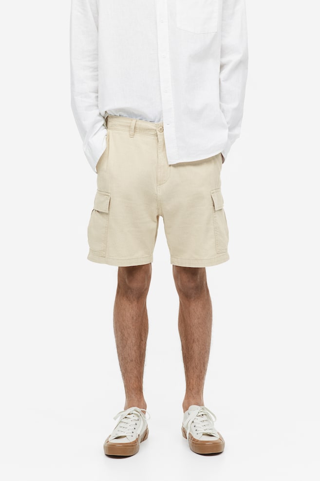 Regular Fit Linen-blend cargo shorts - Beige/Cream - 6