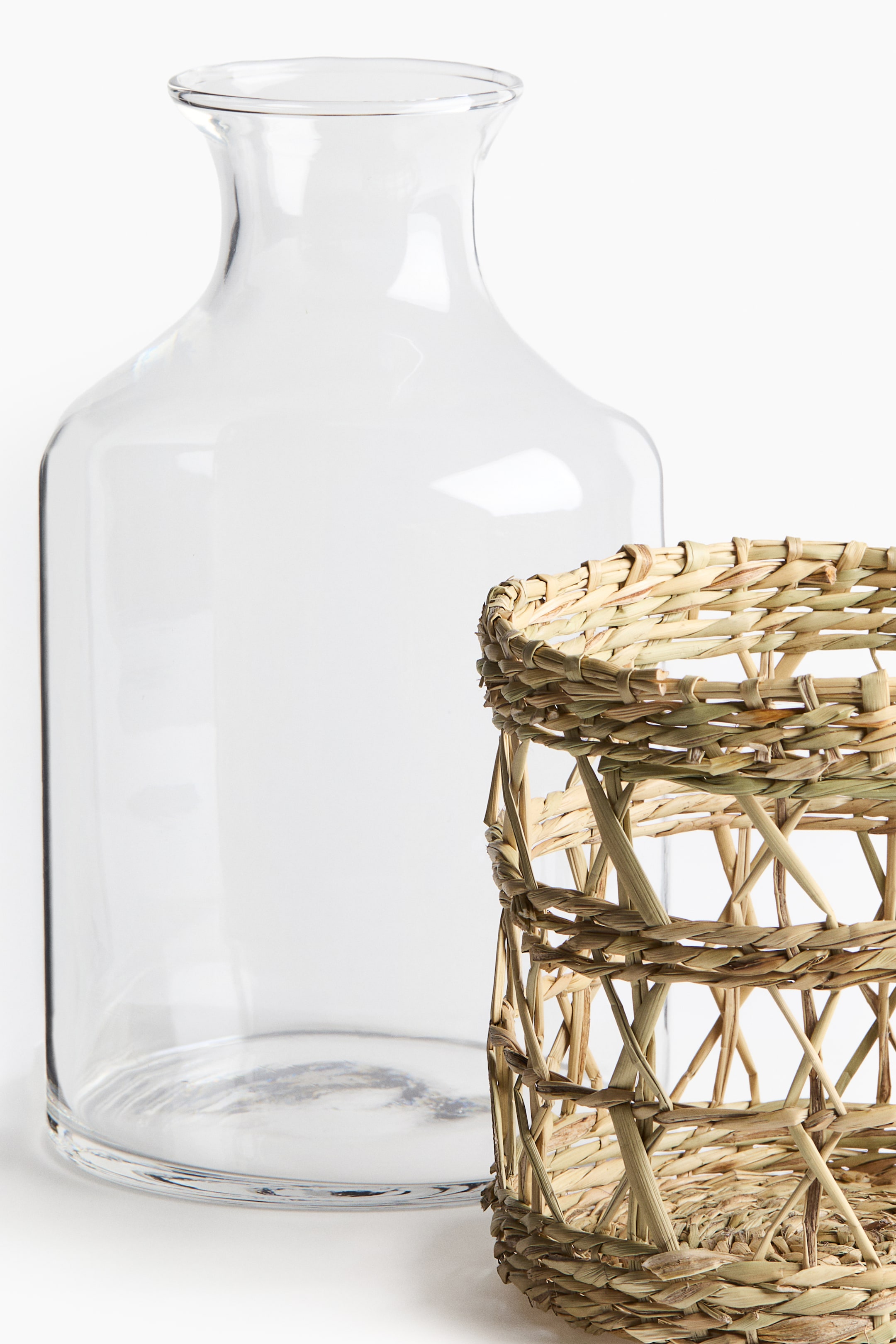 Seagrass-Cage Glass Carafe