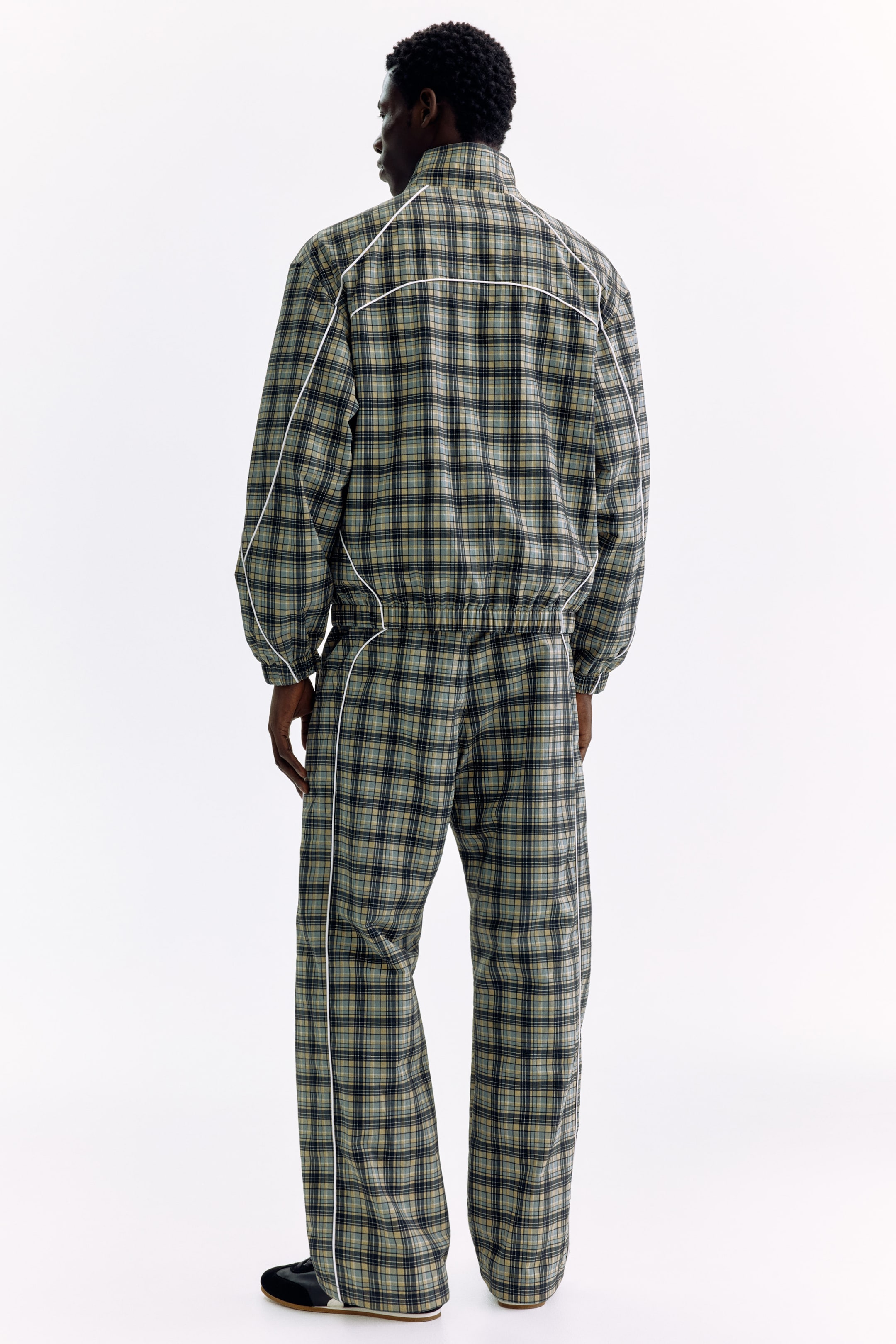 Мужские брюки H&M Relaxed-Fit Nylon Track Pants — фото 5