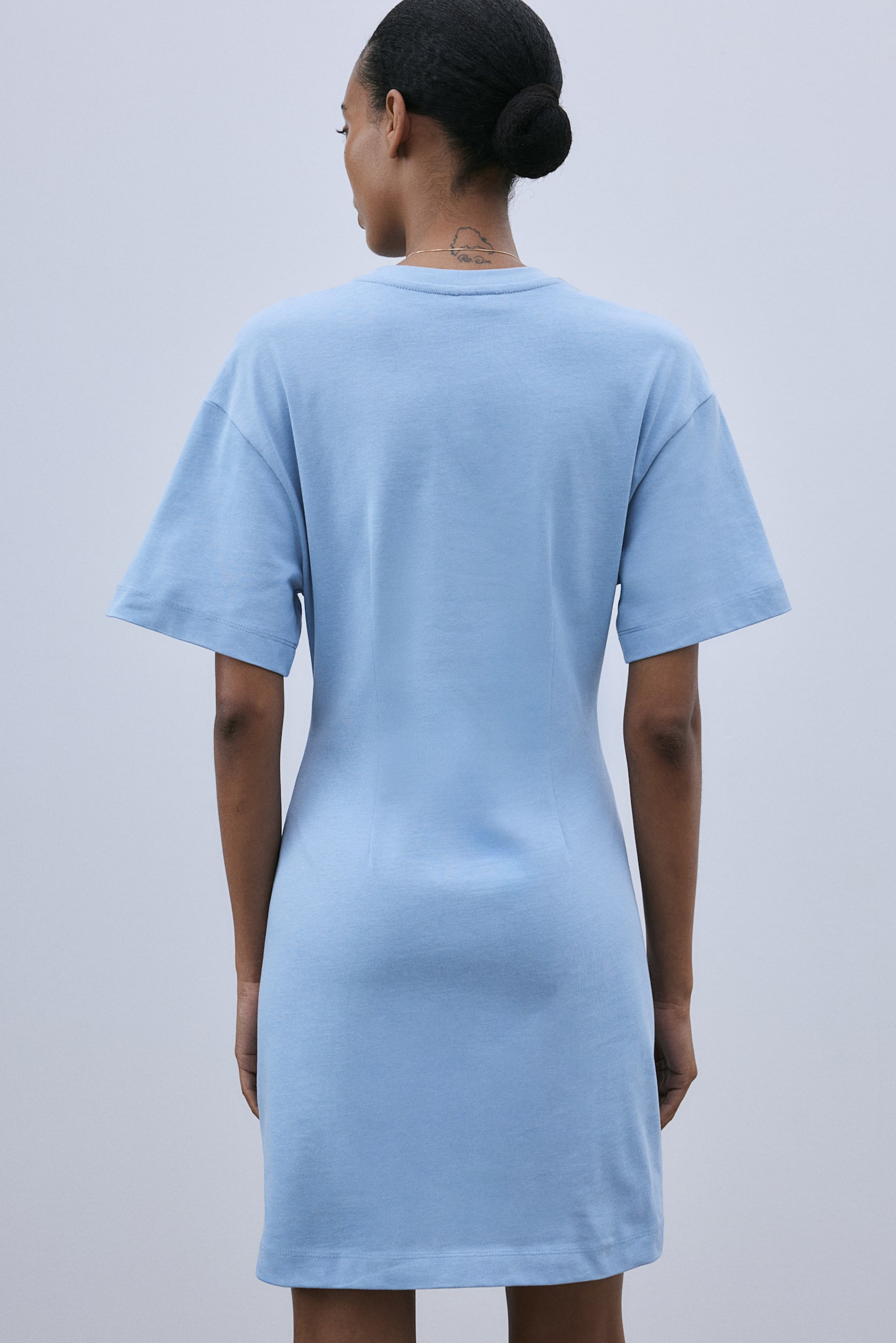 Waisted T-shirt dress - Light blue/White/Black - 3