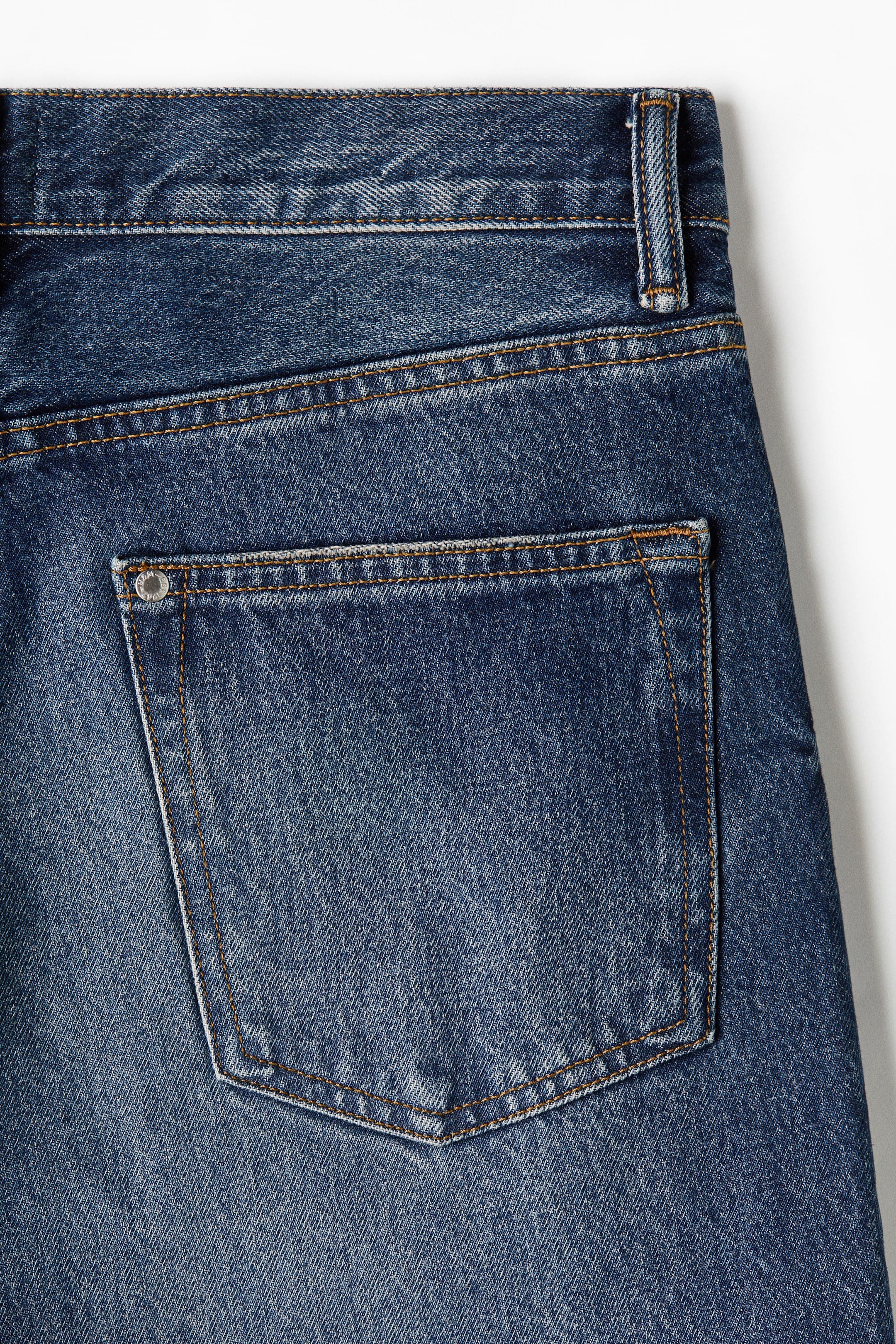 Wide-Leg Jeans