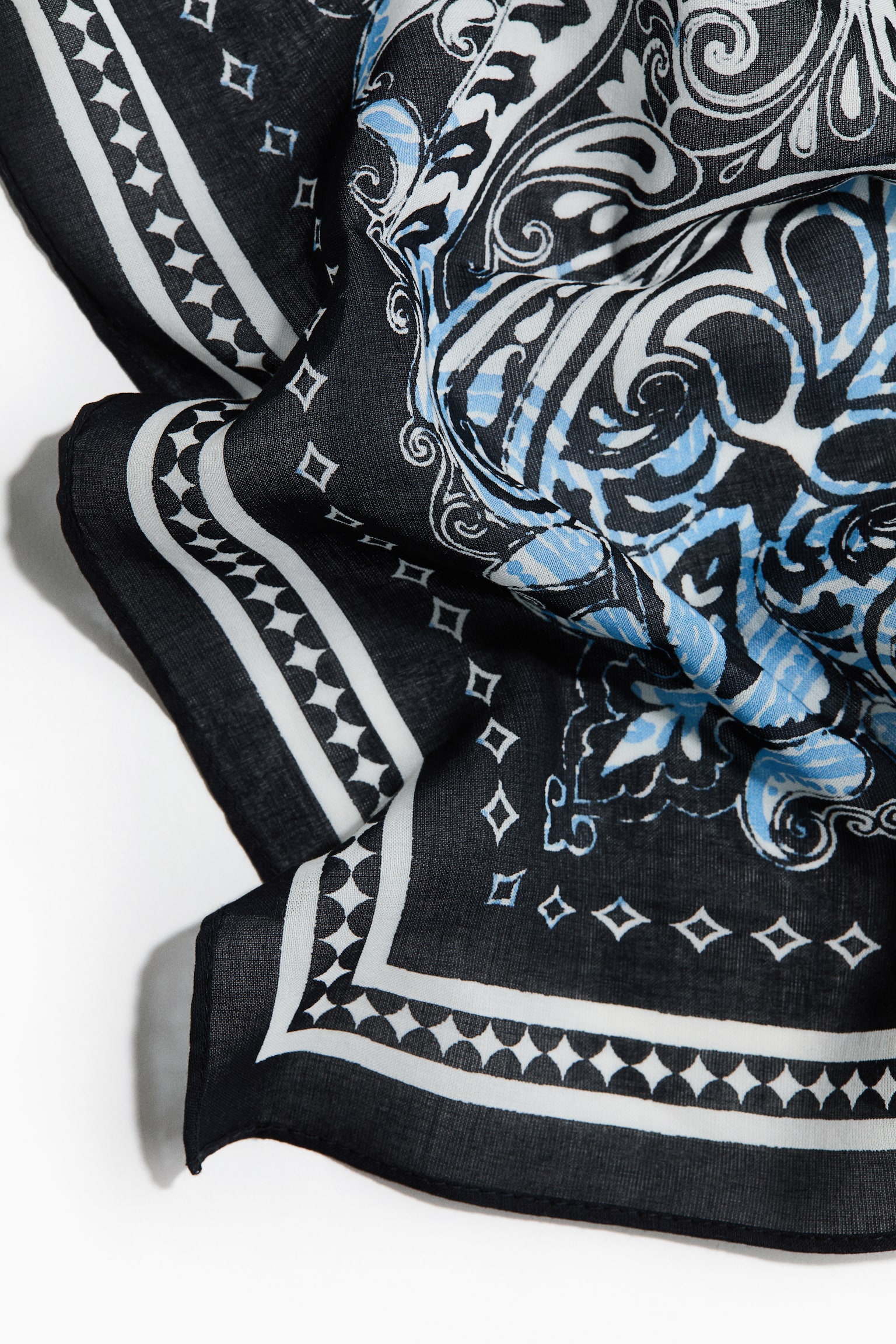 Patterned neck scarf - Black/Paisley pattern/Dark orange/Paisley pattern - 2