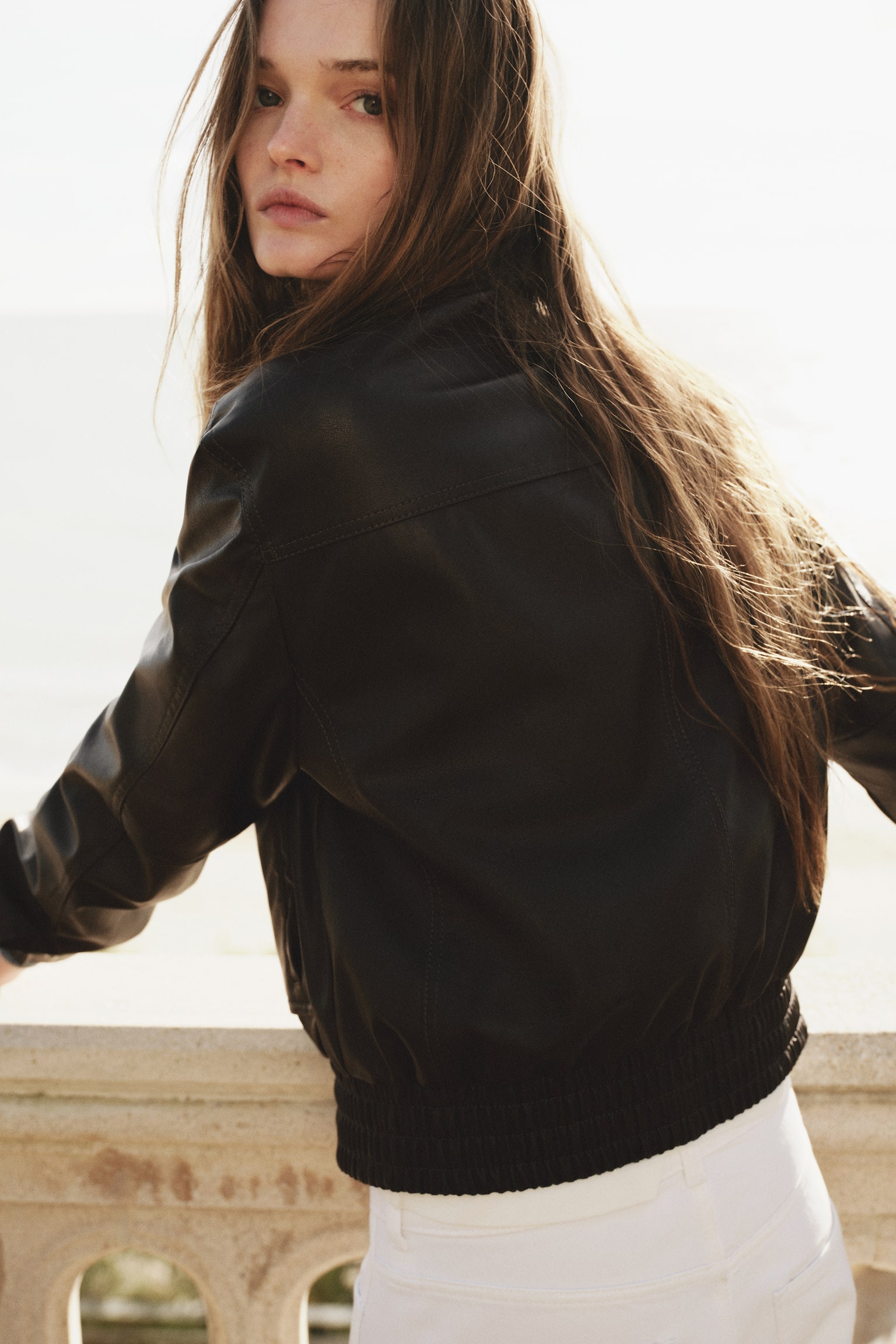 Bunda s povrchovou úpravou - Tmavohnedá/Tmavohnedá - 4