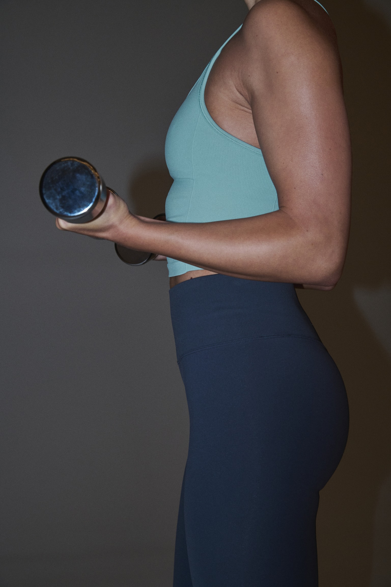 Seamless Sports top with DryMove™ - Light turquoise/Black/Brown/Dark grey - 1