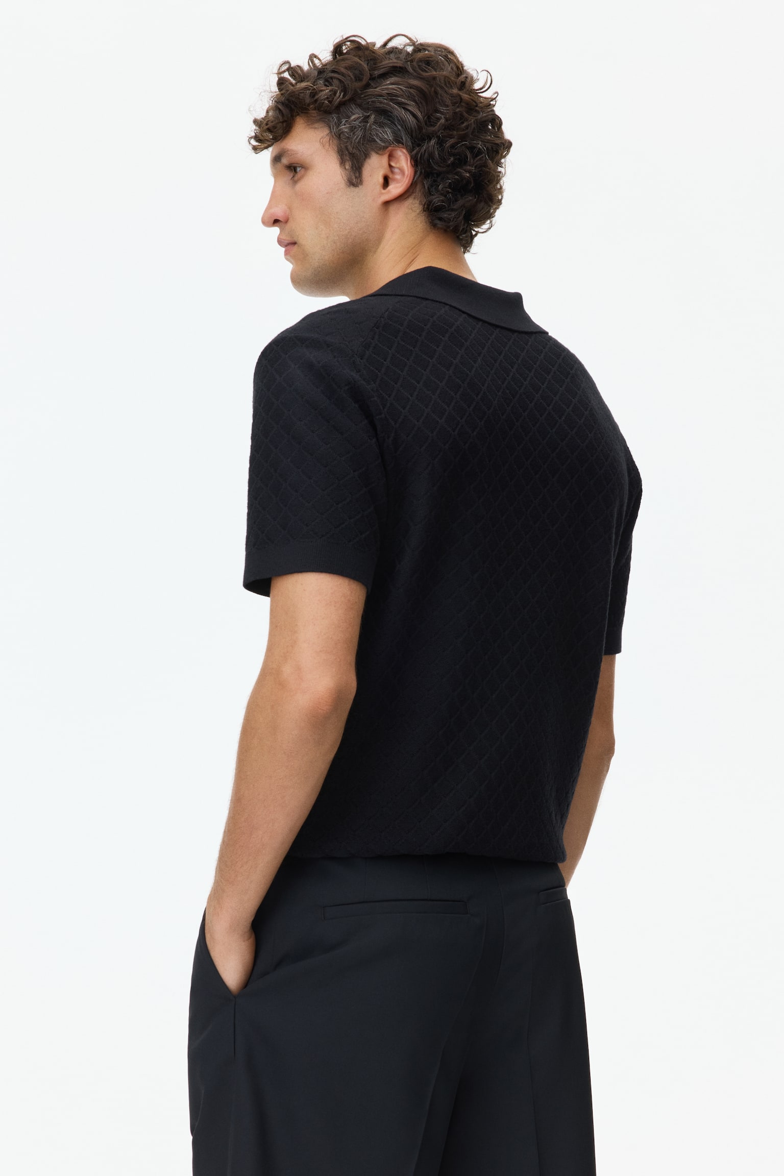 Мужское поло H&M Slim-Fit Textured-Knit Polo Shirt, цвет: Чёрный — фото 5