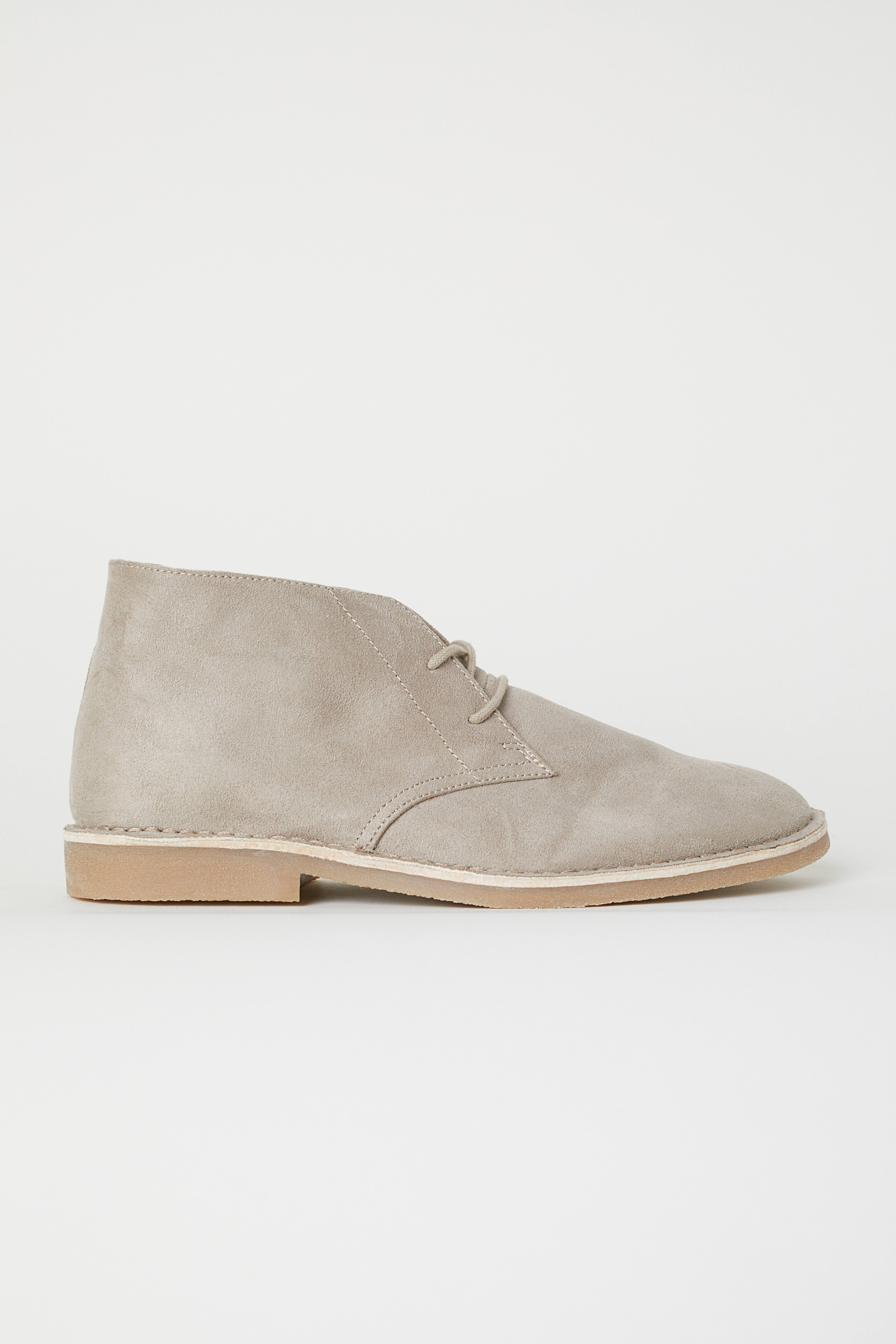 Beige chukka boots fashion