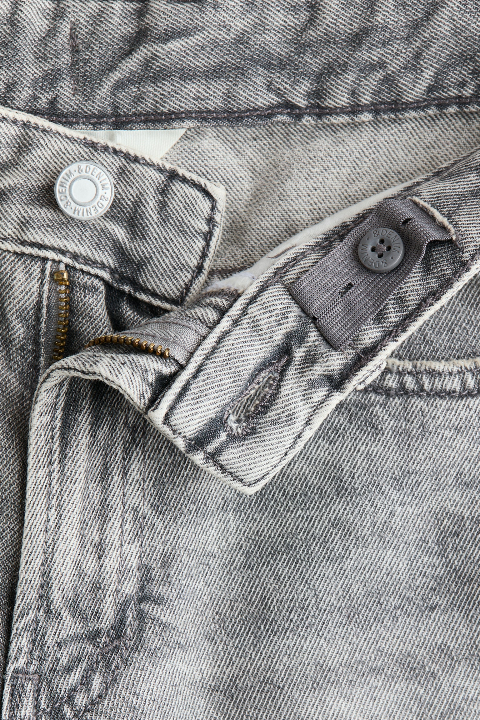 Loose-fit denim shorts - Grey/Light denim blue/Light denim blue/Dark denim blue/White - 3