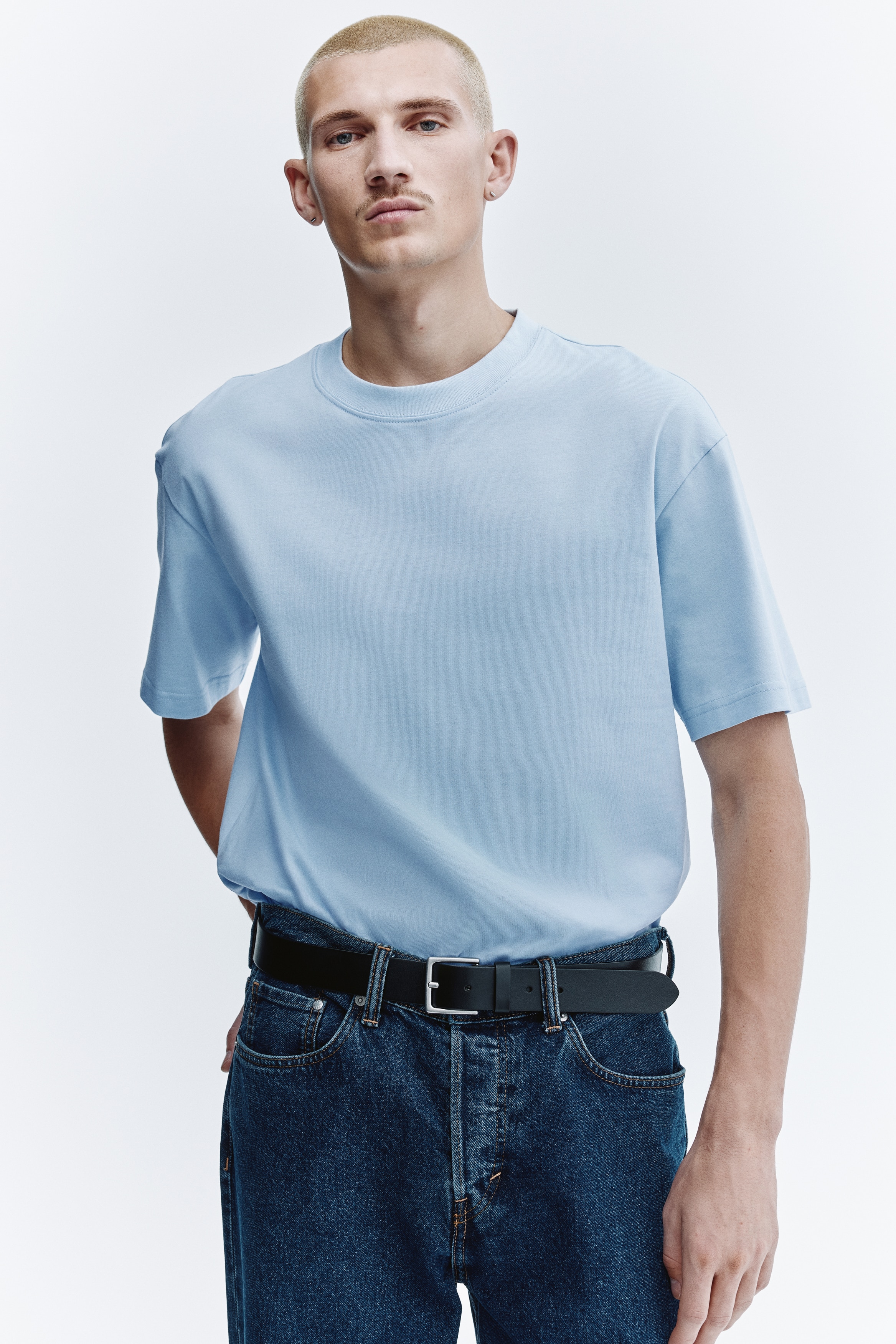 T-shirt - Loose Fit - Lichtblauw/Wit/Donkerteal/Zwart/Donkergrijs/Bosgroen/Dusty blauw/Bruin/Donker pruimenpaars/Groen/Beige/Lichtblauw/Beige/Roze