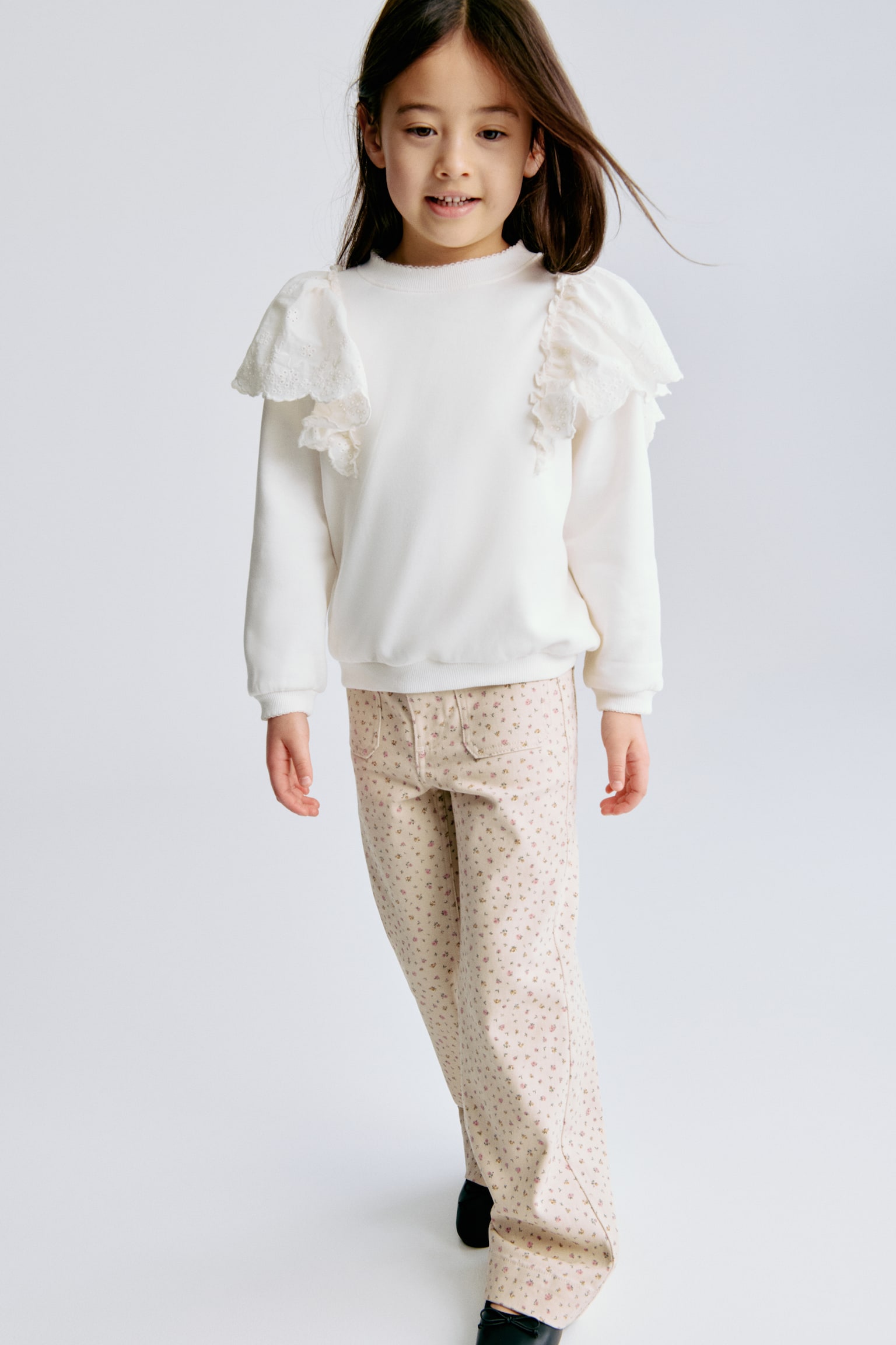 Áo nỉ viền diềm nhún - Màu trắng/Màu xanh bạc hà - 4