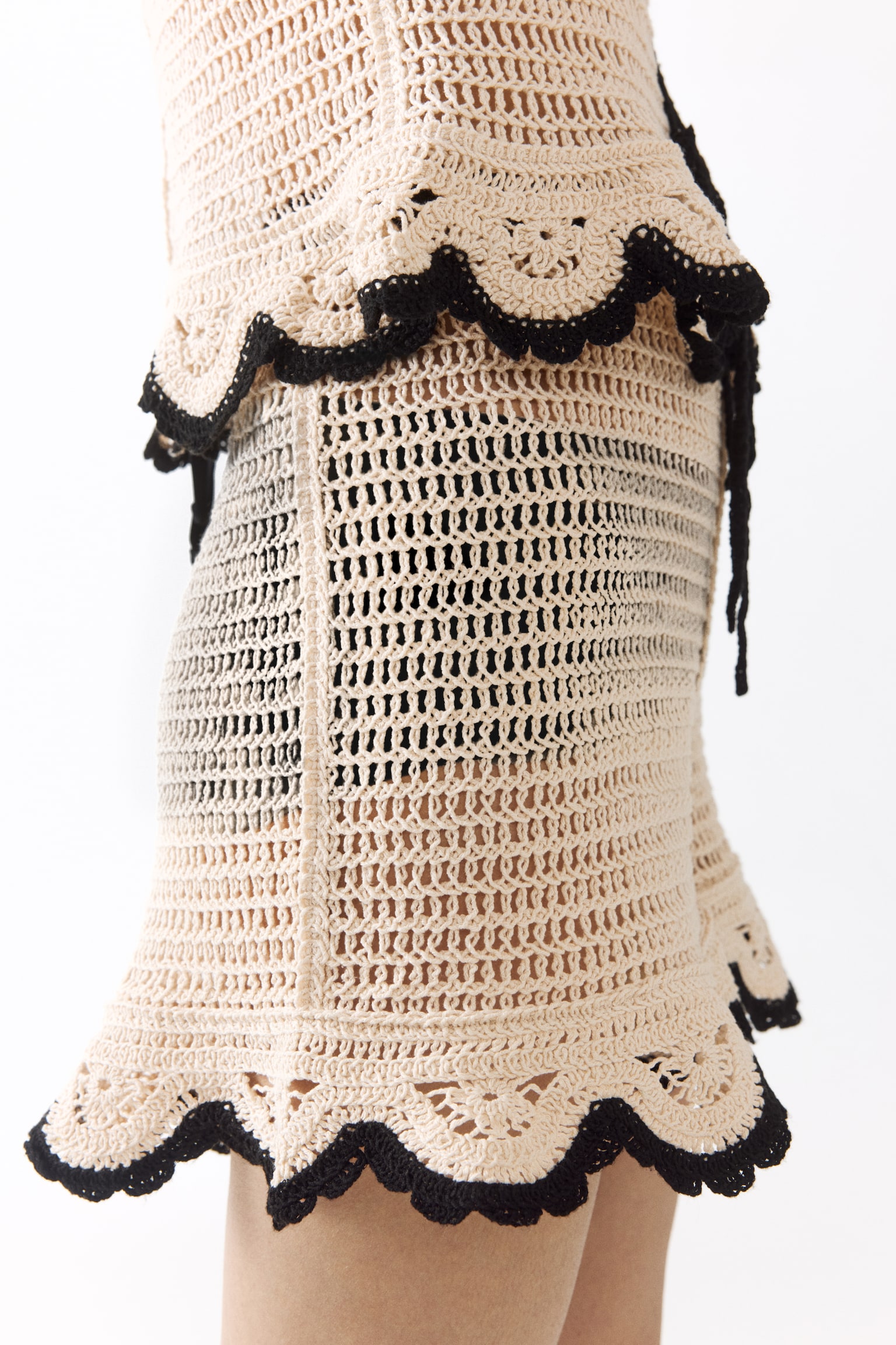 Женские шорты H&M Flounced Crochet-Look, цвет: Кремовый — фото 6