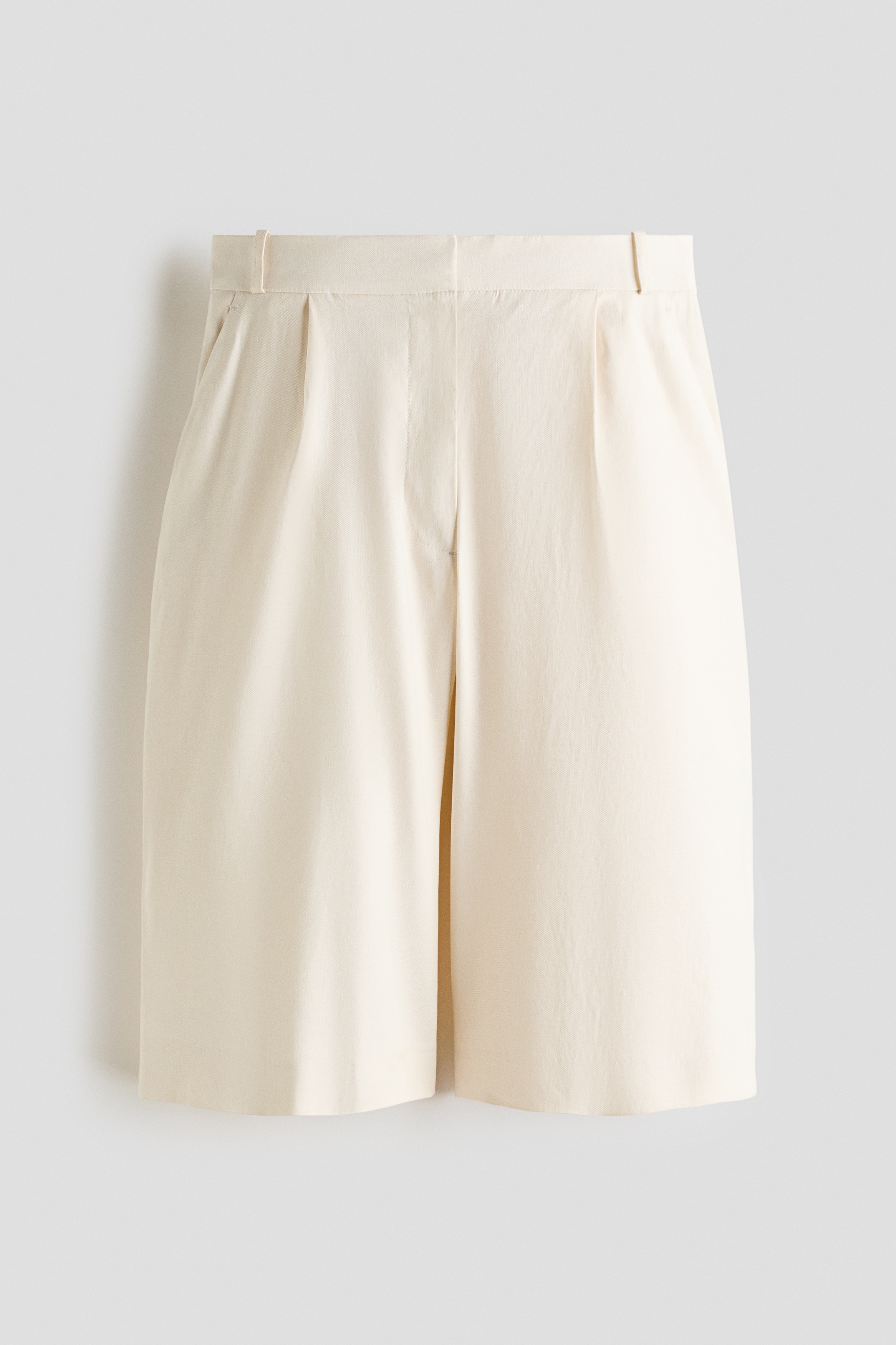 Σορτς από σύμμεικτο λινό Loose Fit - Ανοιχτό μπεζ/Μαύρο