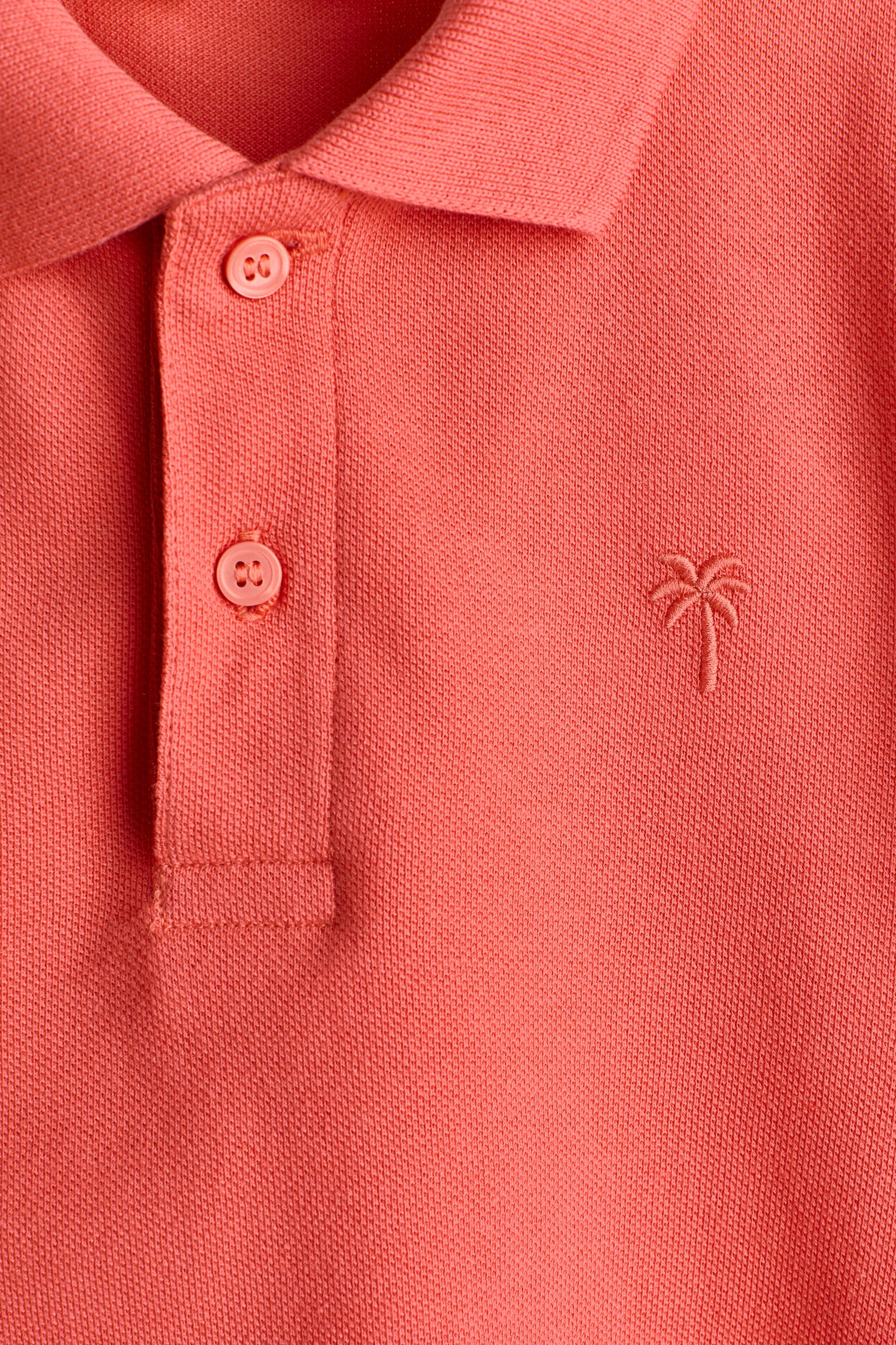 Playera polo en piqué con bordado - Rojo/Amarillo/Crema/Franjas/Azul marino/Blanco - 2