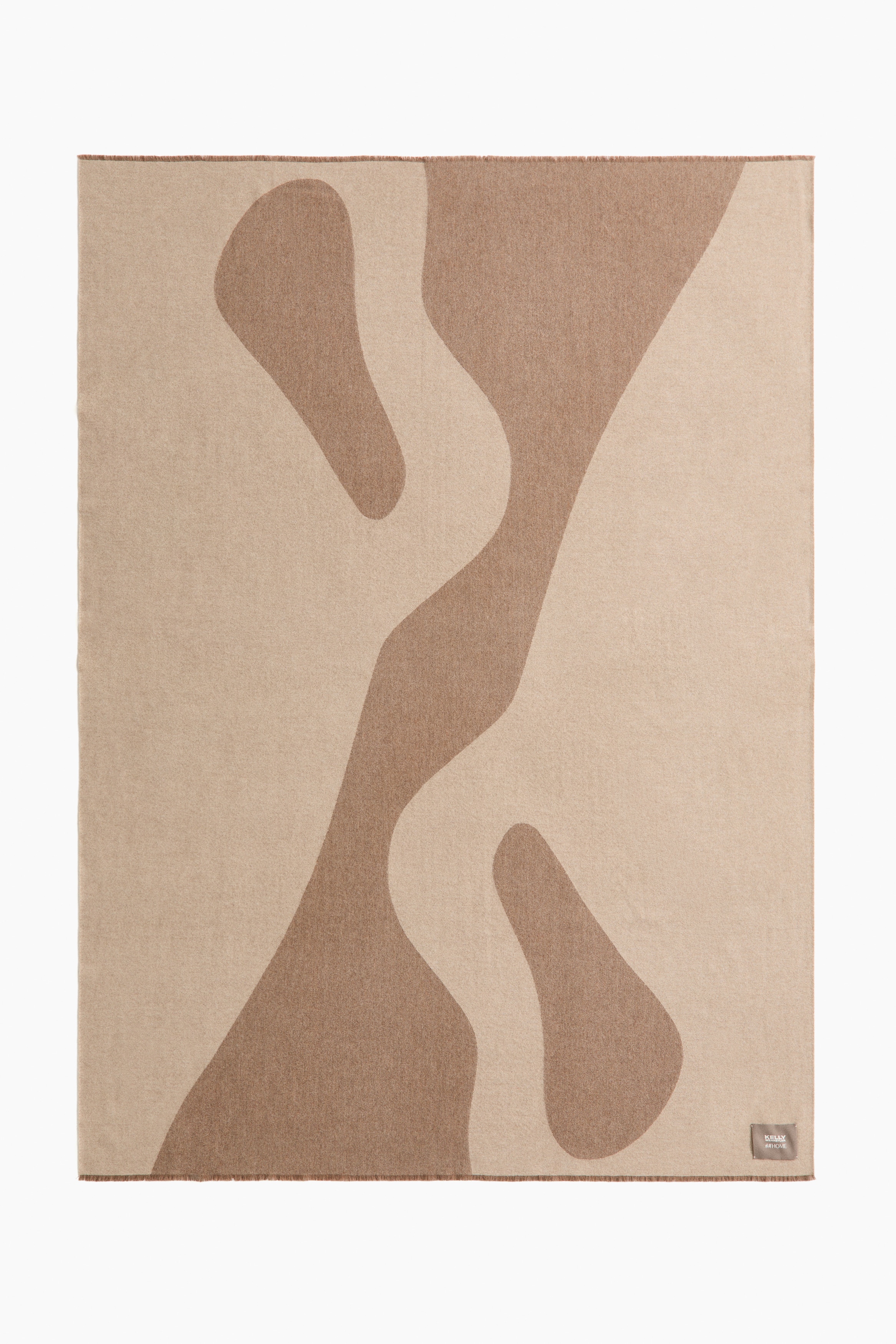 Cyma Throw