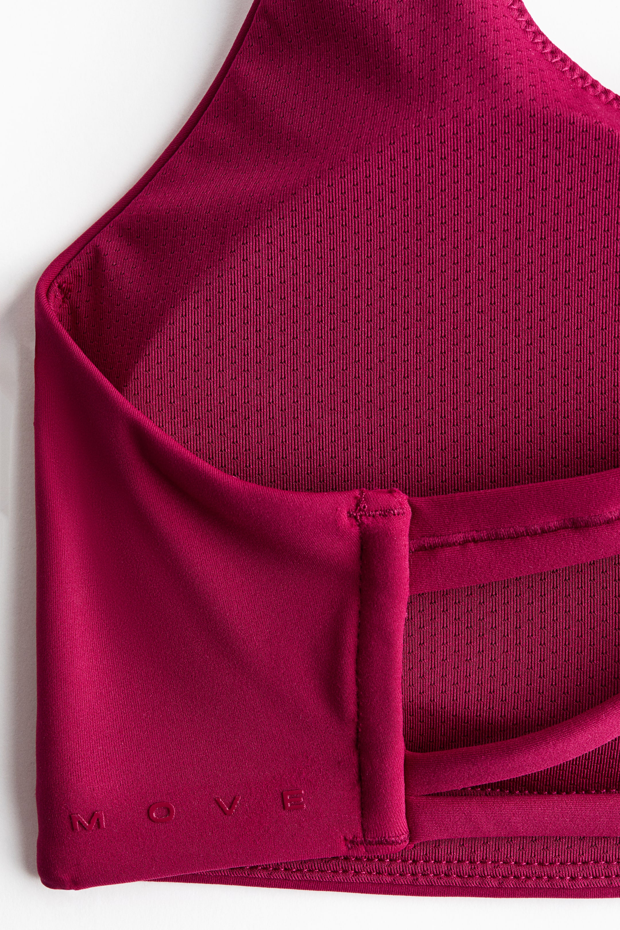 View larger image: Medium-Support Sports Bra with SculptMove™ - Dark fuchsia  - Ladies | H&M CA 8