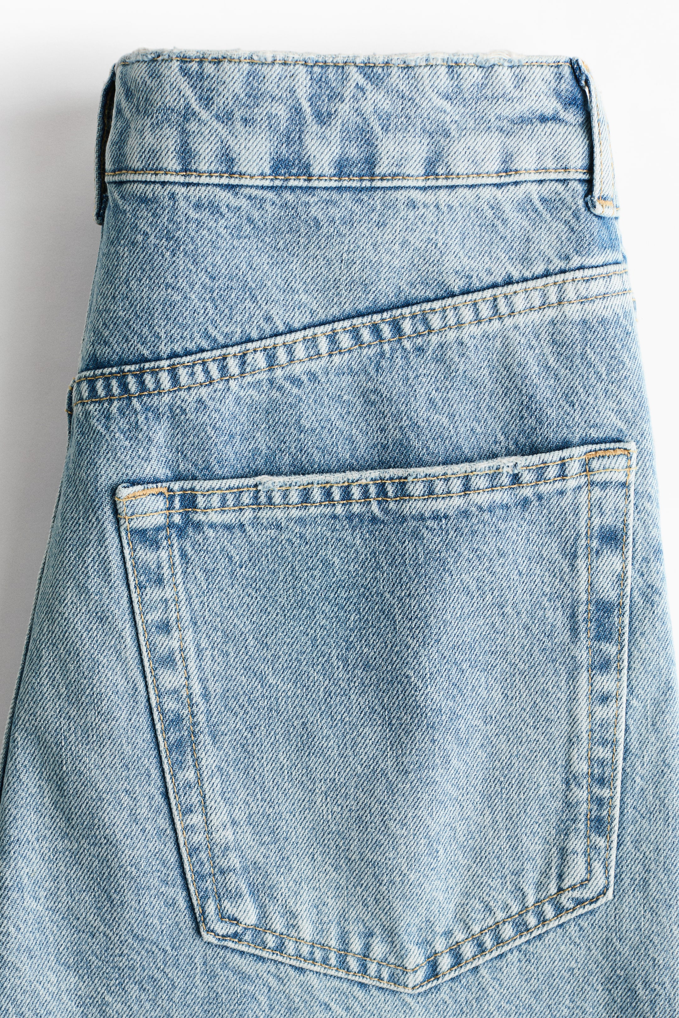 High-Waist Barrel-Leg Ankle Jeans