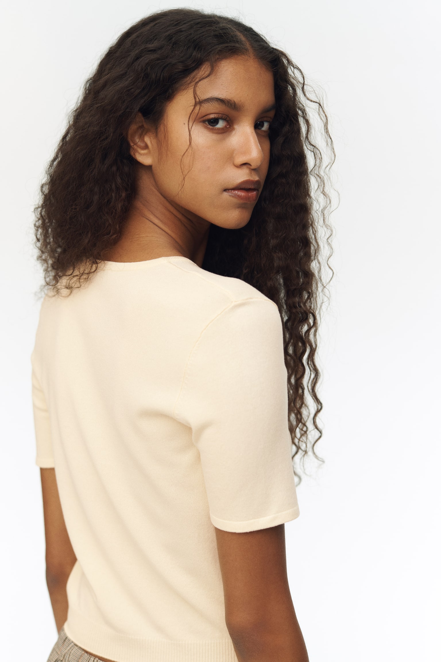 טישירט מסריג דק - צהוב בהיר/לבן/ירוק בהיר פסים/לבן/אפור בהיר פסים - 6