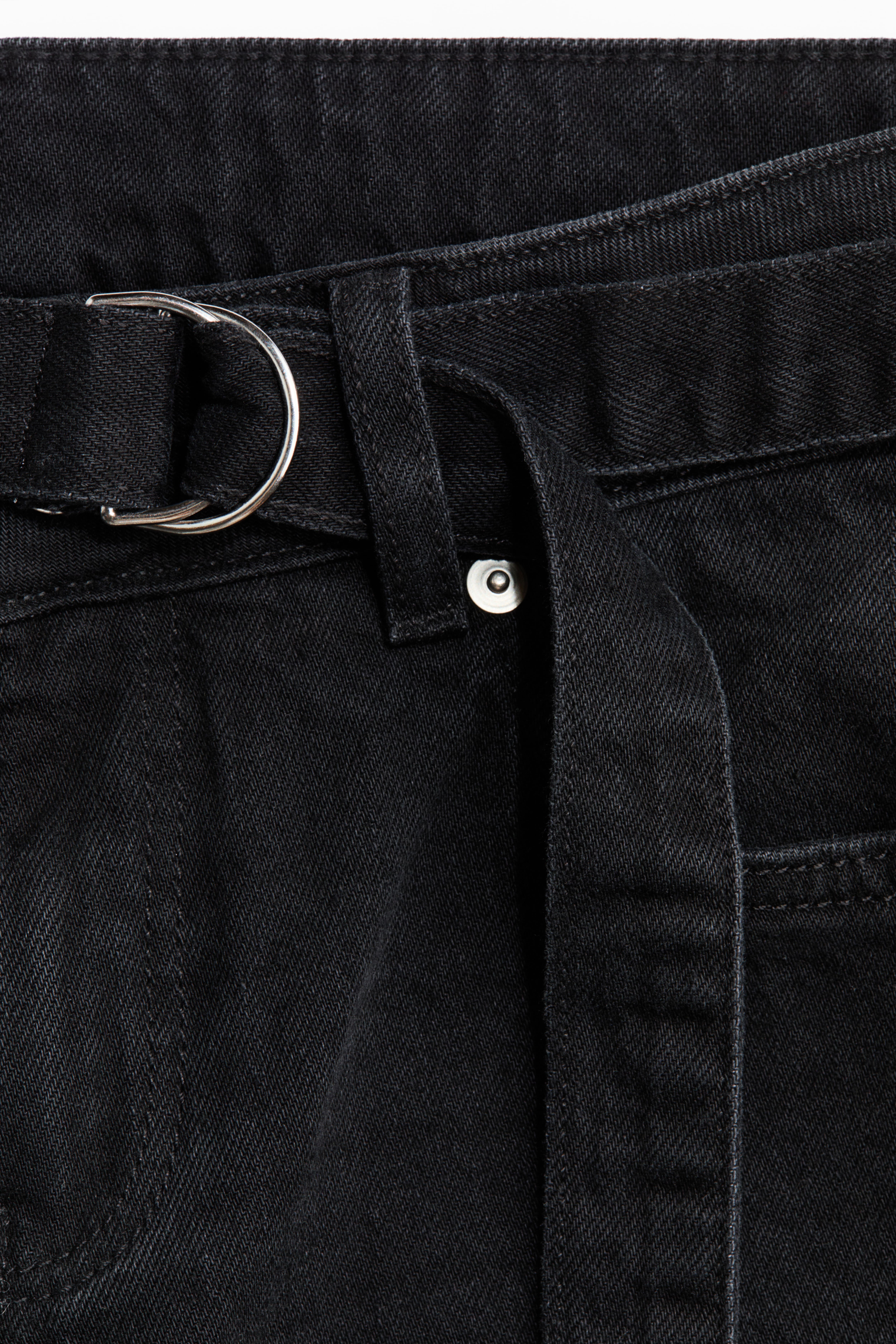 Wide-Leg Jeans