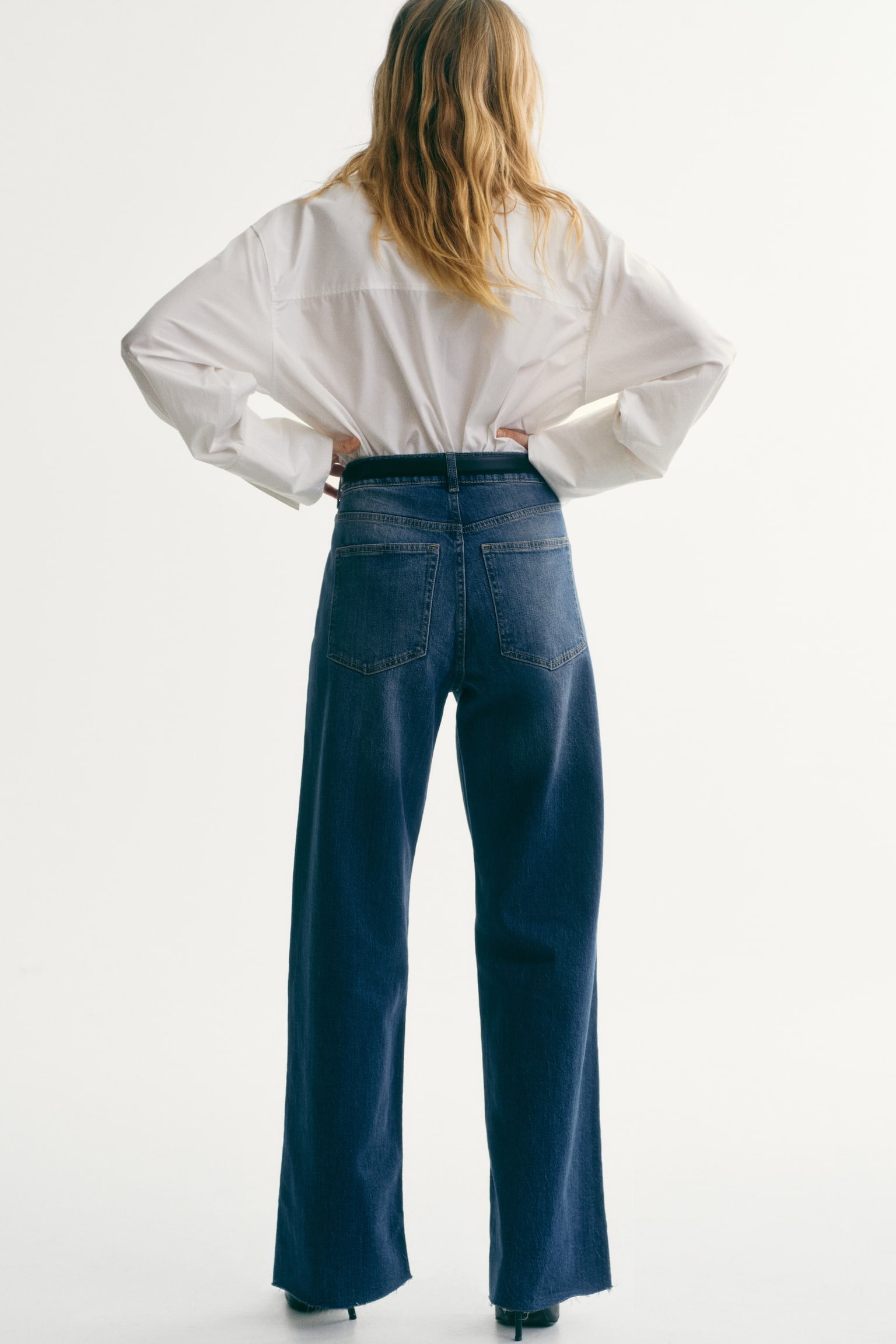 Wide High Jeans - Dark denim blue/Denim blue/Light denim blue/Dark denim grey/Navy denim blue/White/Denim blue/Dark denim blue/Navy denim blue/White/Denim blue/Light denim blue/Denim blue/Dark denim blue - 4