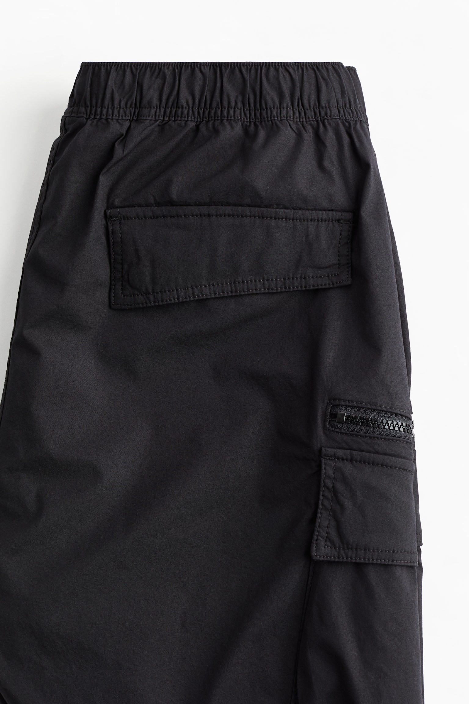 Regular Fit Cargo shorts - Black - 6