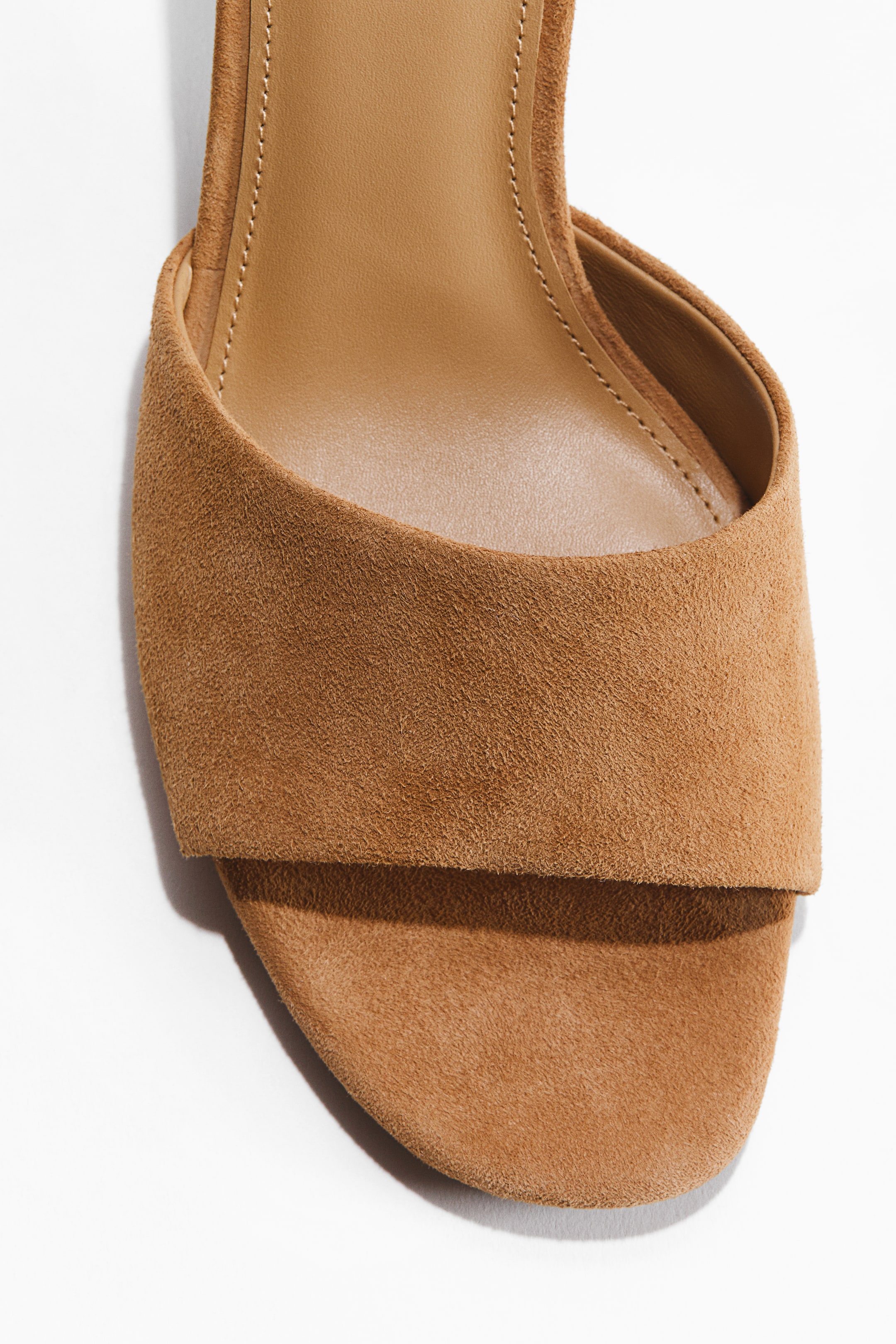 Sandales à talon en daim