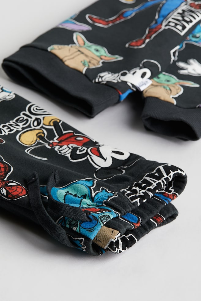 2-piece printed sweatshirt set - Black/Disney/Black/Pokémon/Light grey/Mickey Mouse/Black/Batman/dc/dc/dc/dc - 4
