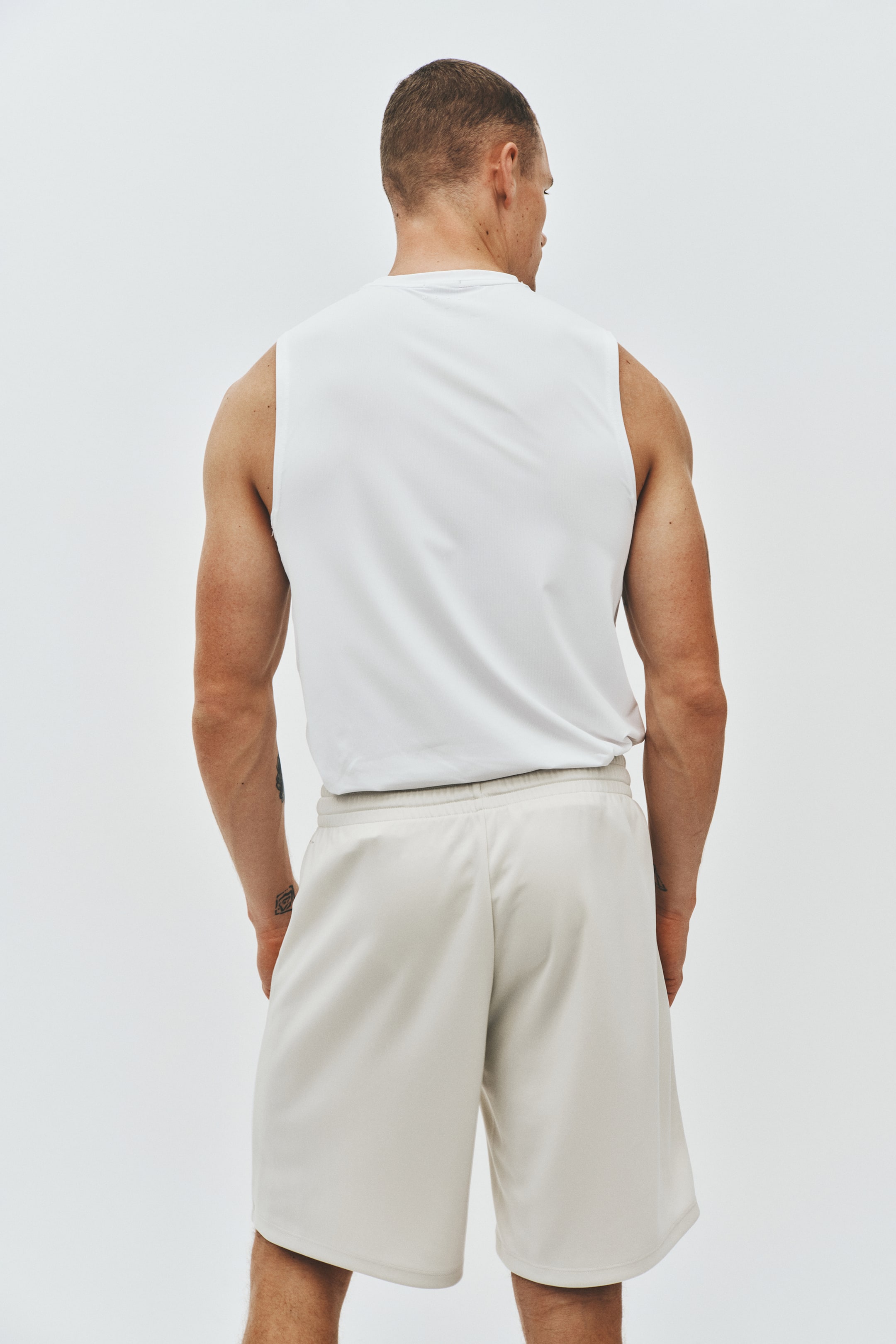 Regular-Fit Sports Shorts with DryMove™