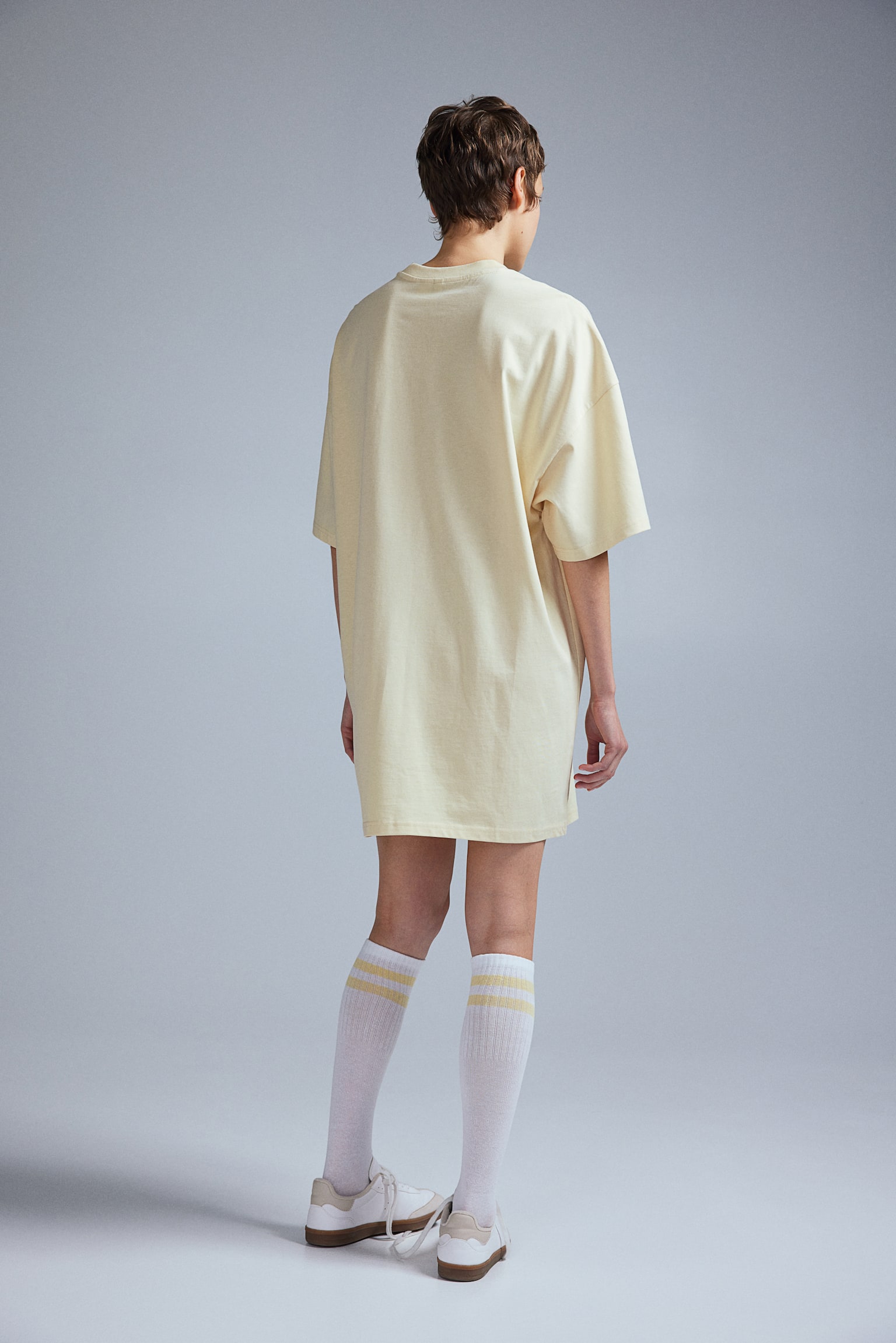 Oversized T-shirt dress - Light yellow/Light grey marl/Black/White/Light beige/Light beige/Light grey/Navy blue/Dark grey/Khaki green - 3