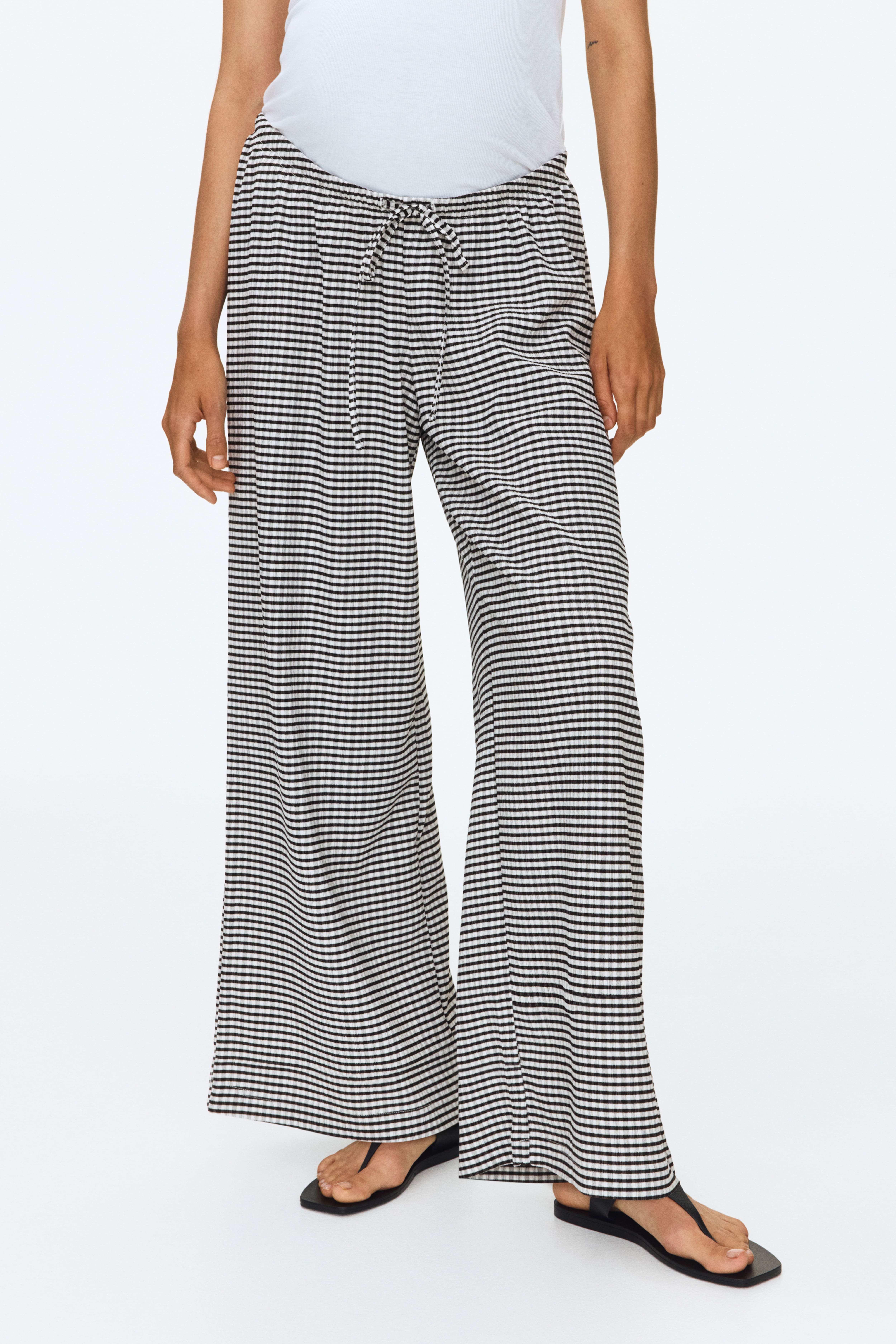 MAMA Textured Drawstring Pants