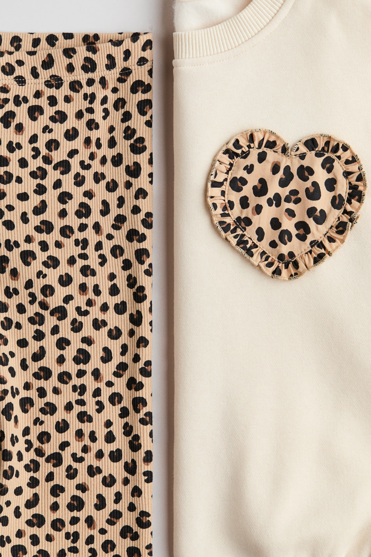 2-piece sweatshirt and leggings set - Beige/Leopard print/Light pink/Floral/Light dusty blue/Floral - 2