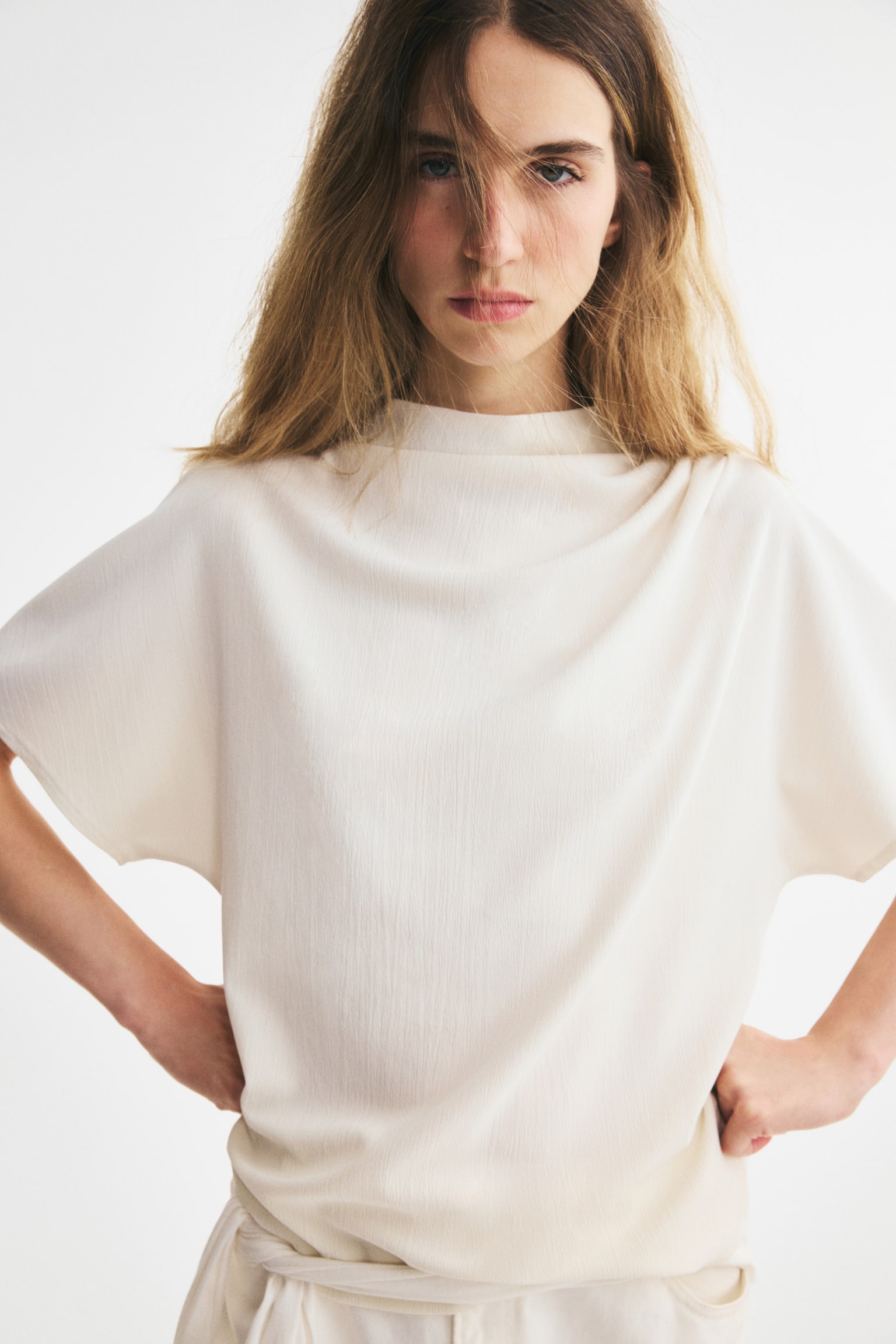 Draped stand-collar top - Cream/Navy blue/Dark brown - 1