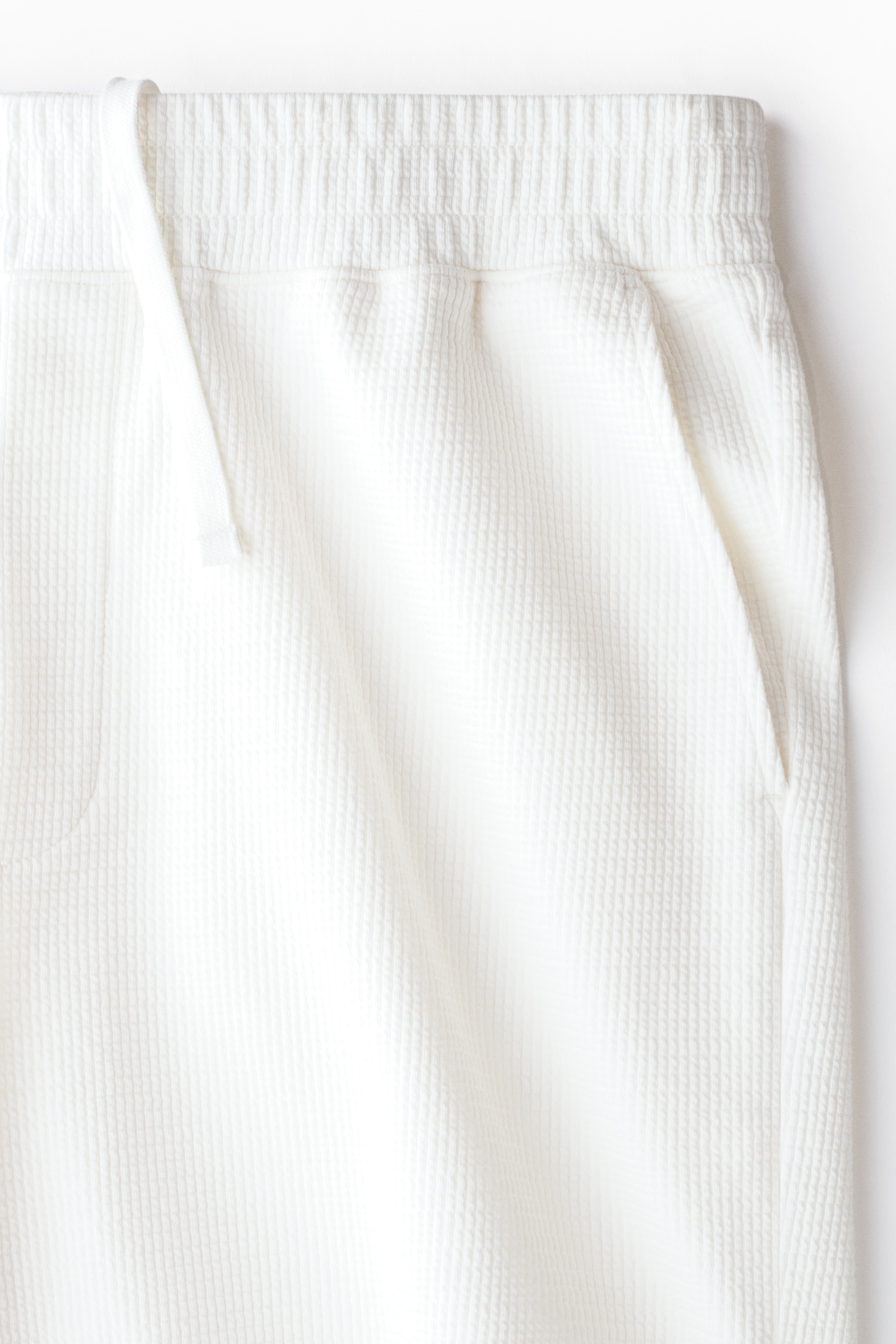 Textured jersey shorts