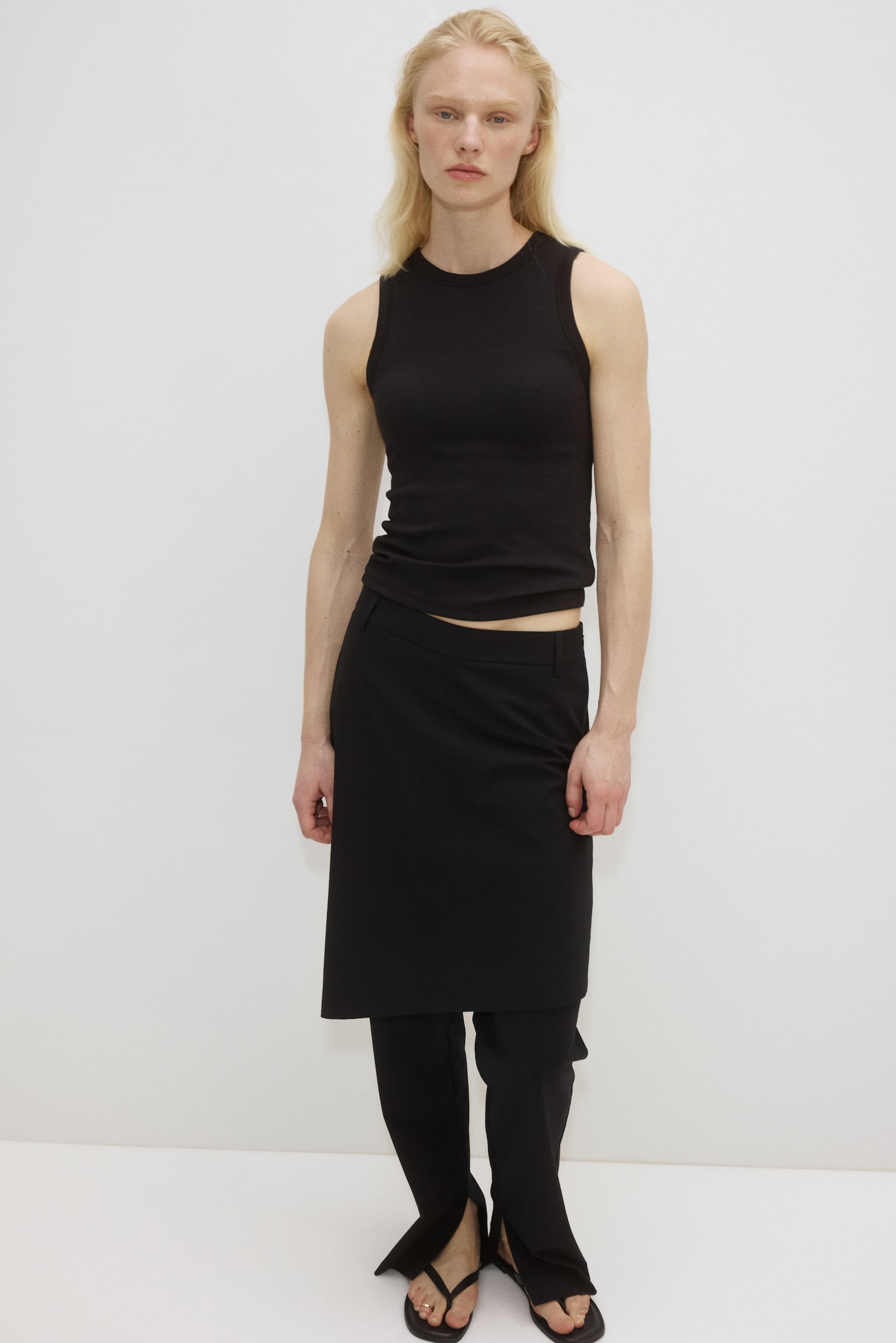 Cooling Slim Fit Ribbed integral-bra vest top - Black/White/Rust brown - 1