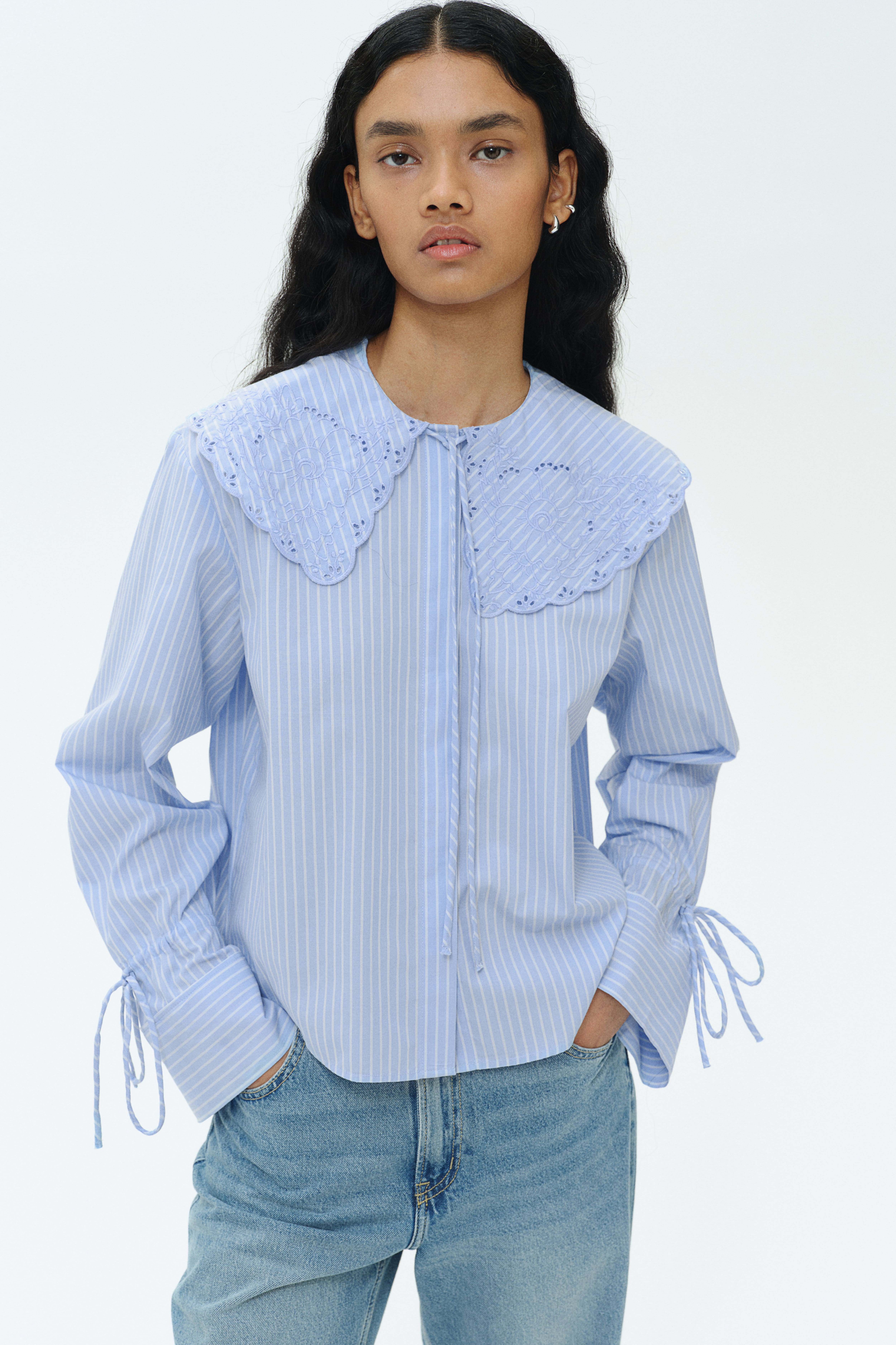 Poplin Blouse with Eyelet Embroidery Light blue striped Ladies H M CA