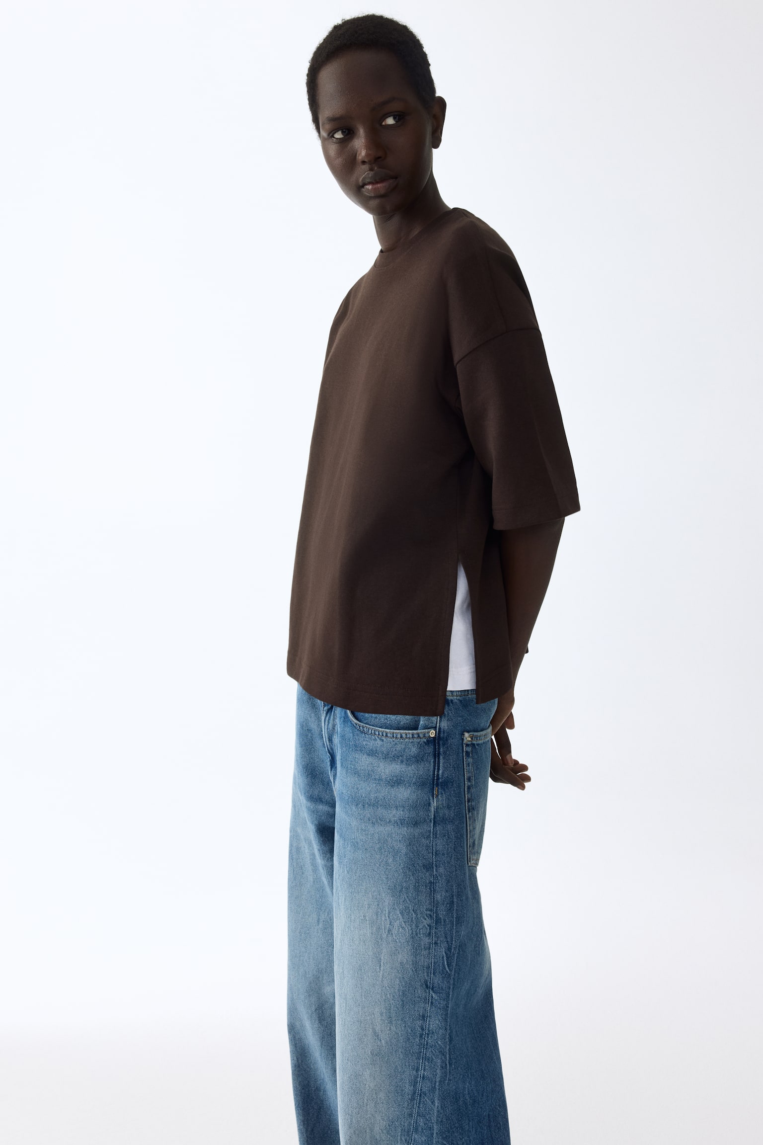 Interlock T-shirt - Dark brown/Black - 1