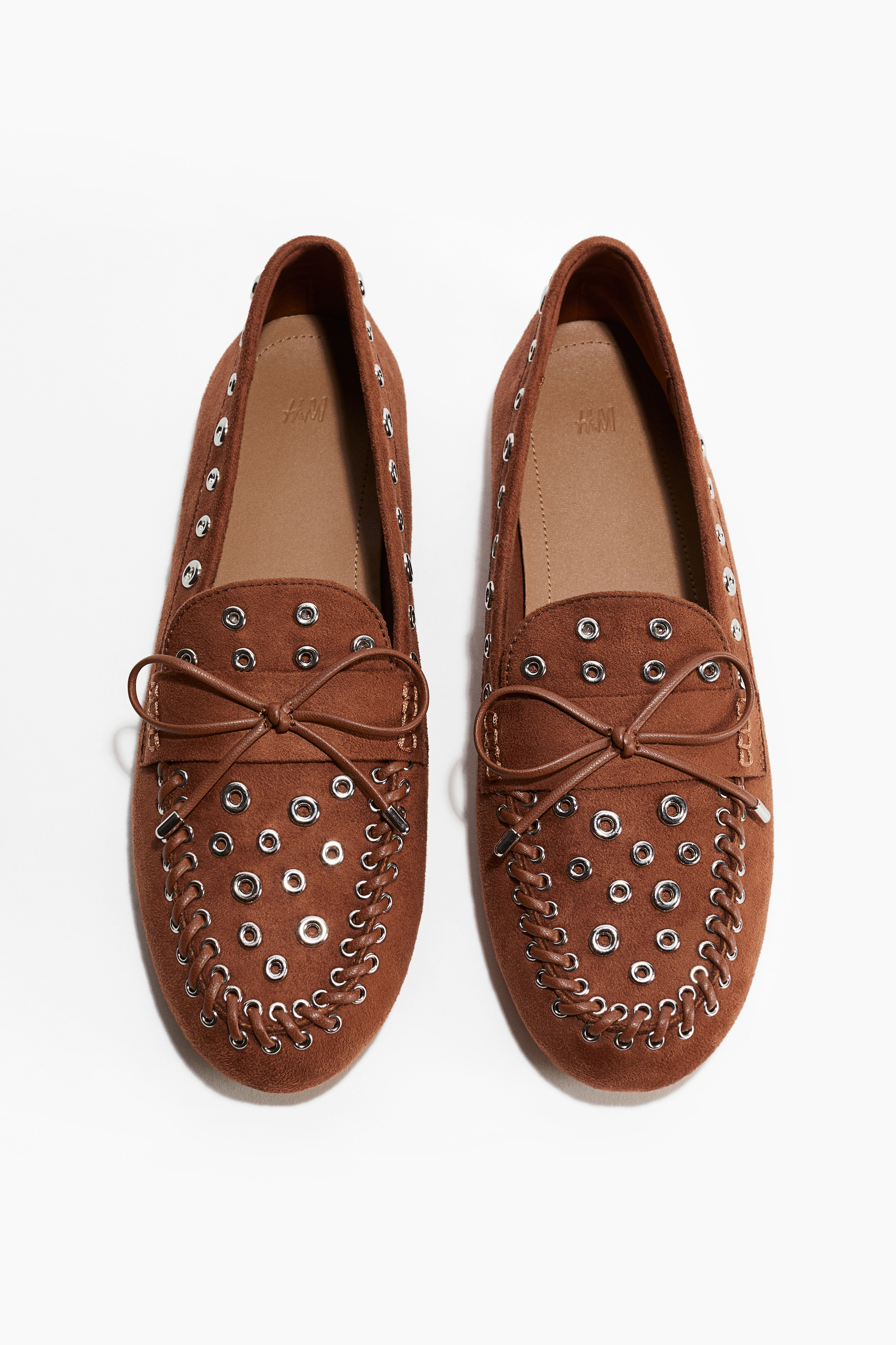 Chaussures H&M – Taille 43 – Couleur Grise – Occasion – Type Dress (habillées?)