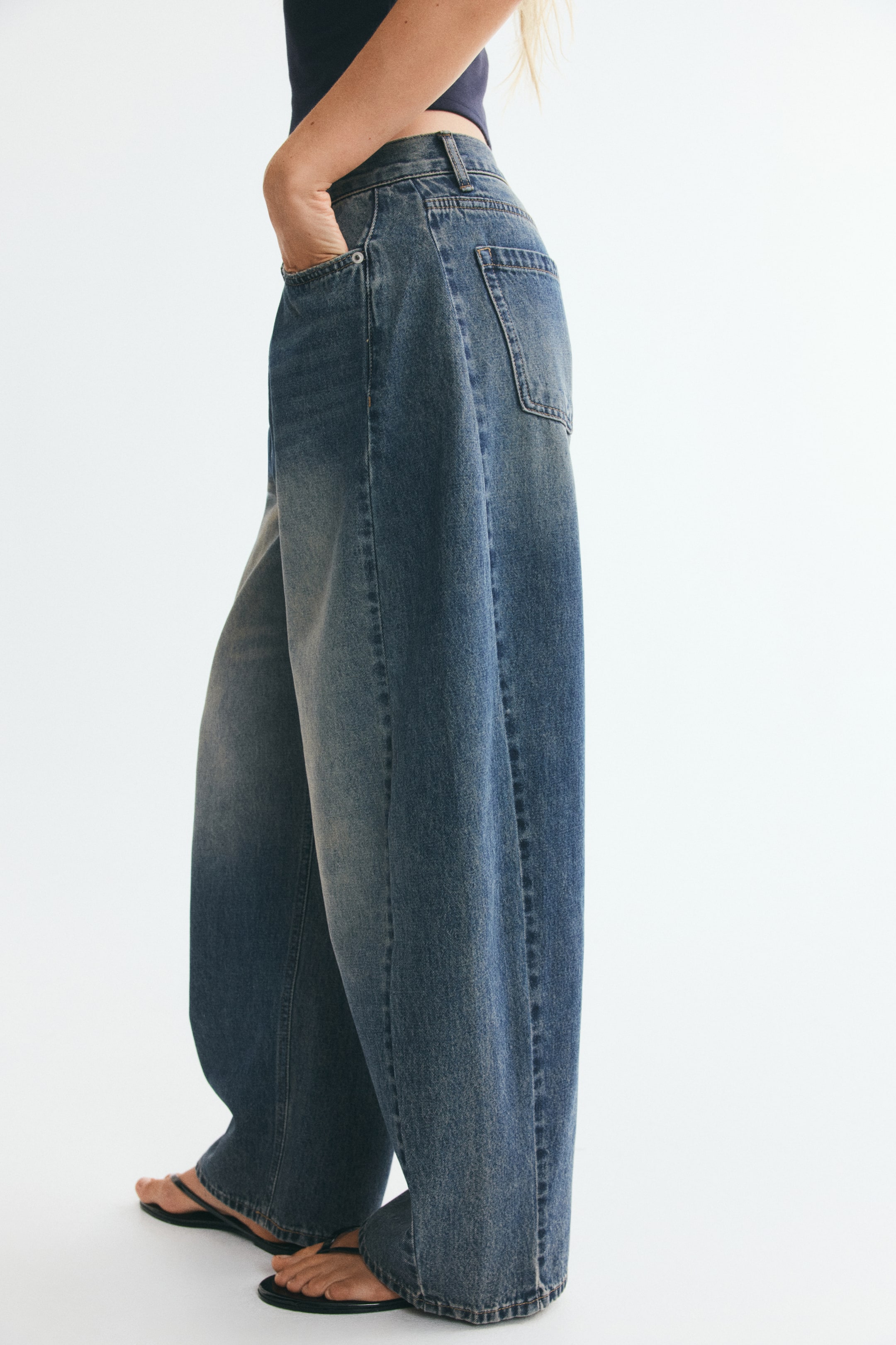 Barrel-Leg Regular-Waist Jeans